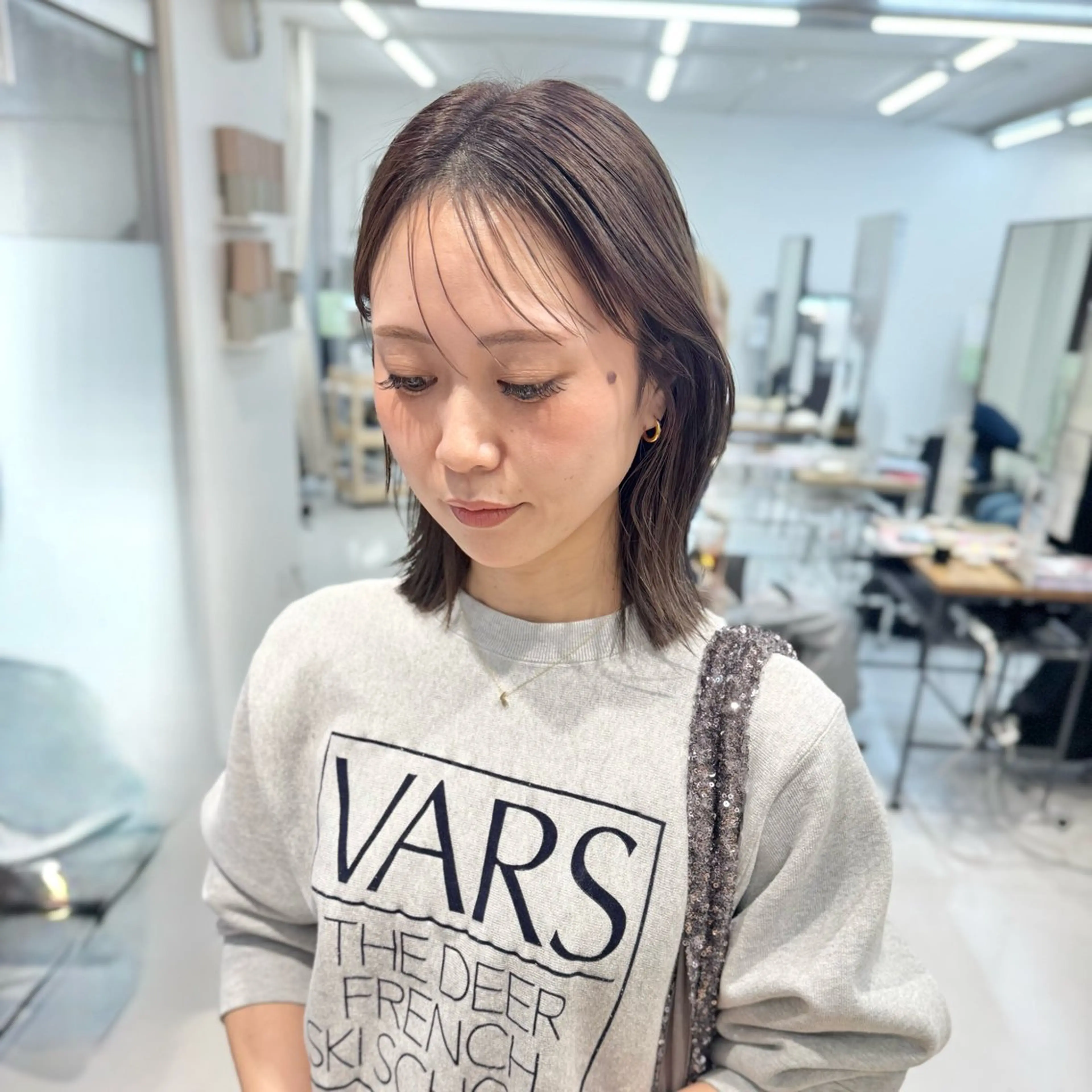 【新世代透明感】バイカルテカラー+前髪カット＋バイカルテトリートメントの写真