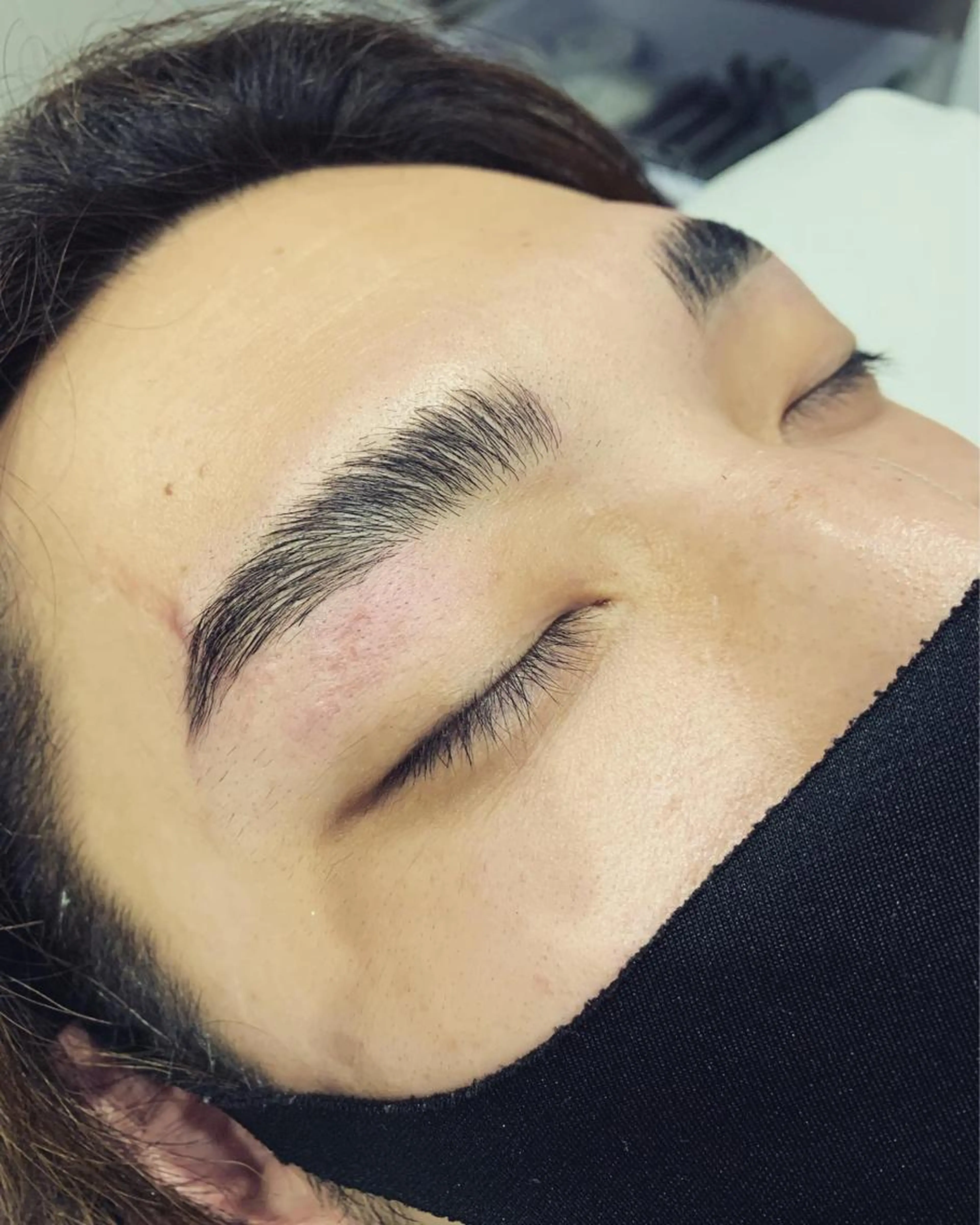 パリジェンヌブロウリフトmen's可の写真