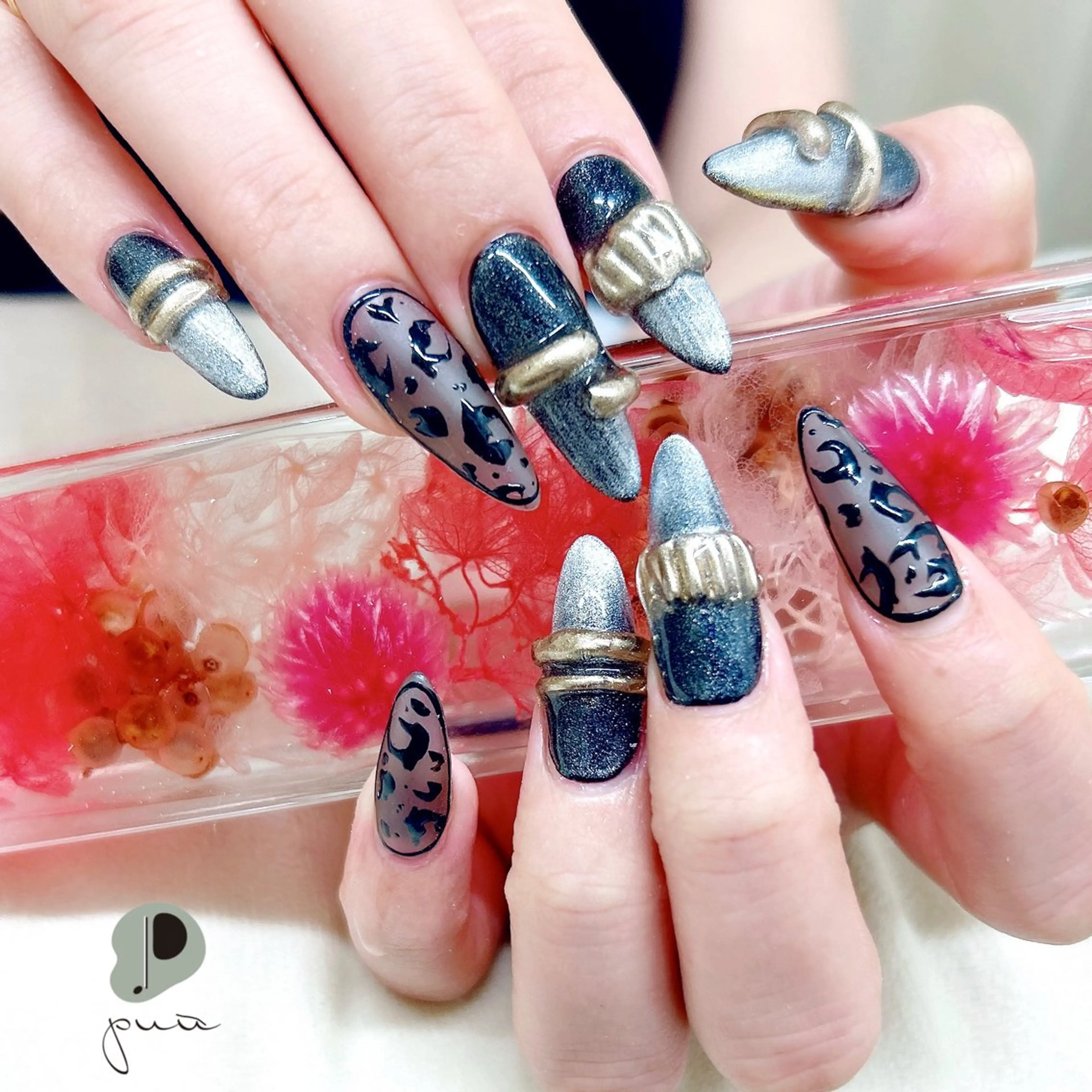 ネイル アニマル柄 アートネイル マグネットネイル ミラーネイル スカルプネイル ハンドネイル Nail salon puu kyotoのネイルデザイン