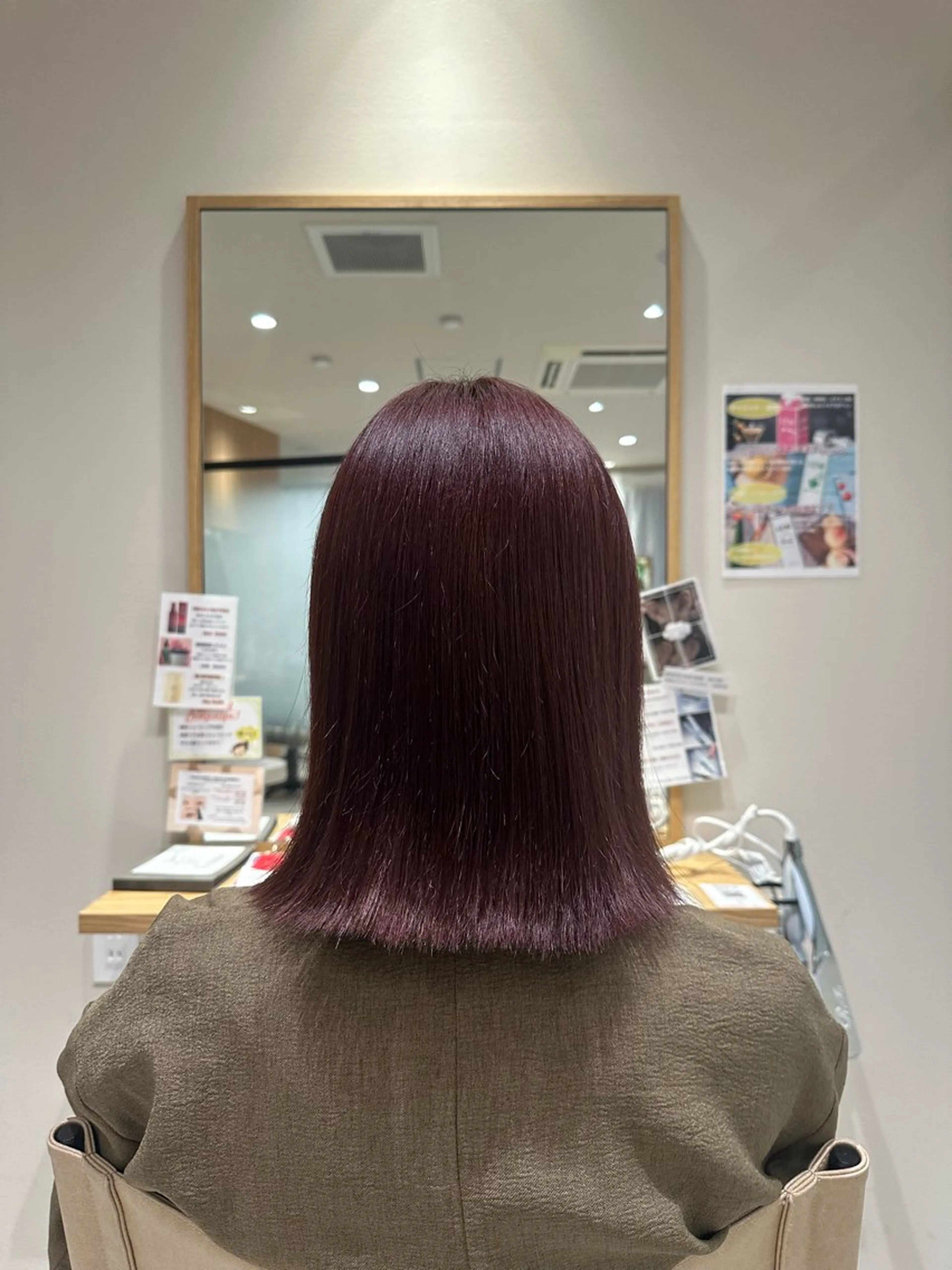 ショート ピンクブラウン 中野 はるるのヘアスタイル