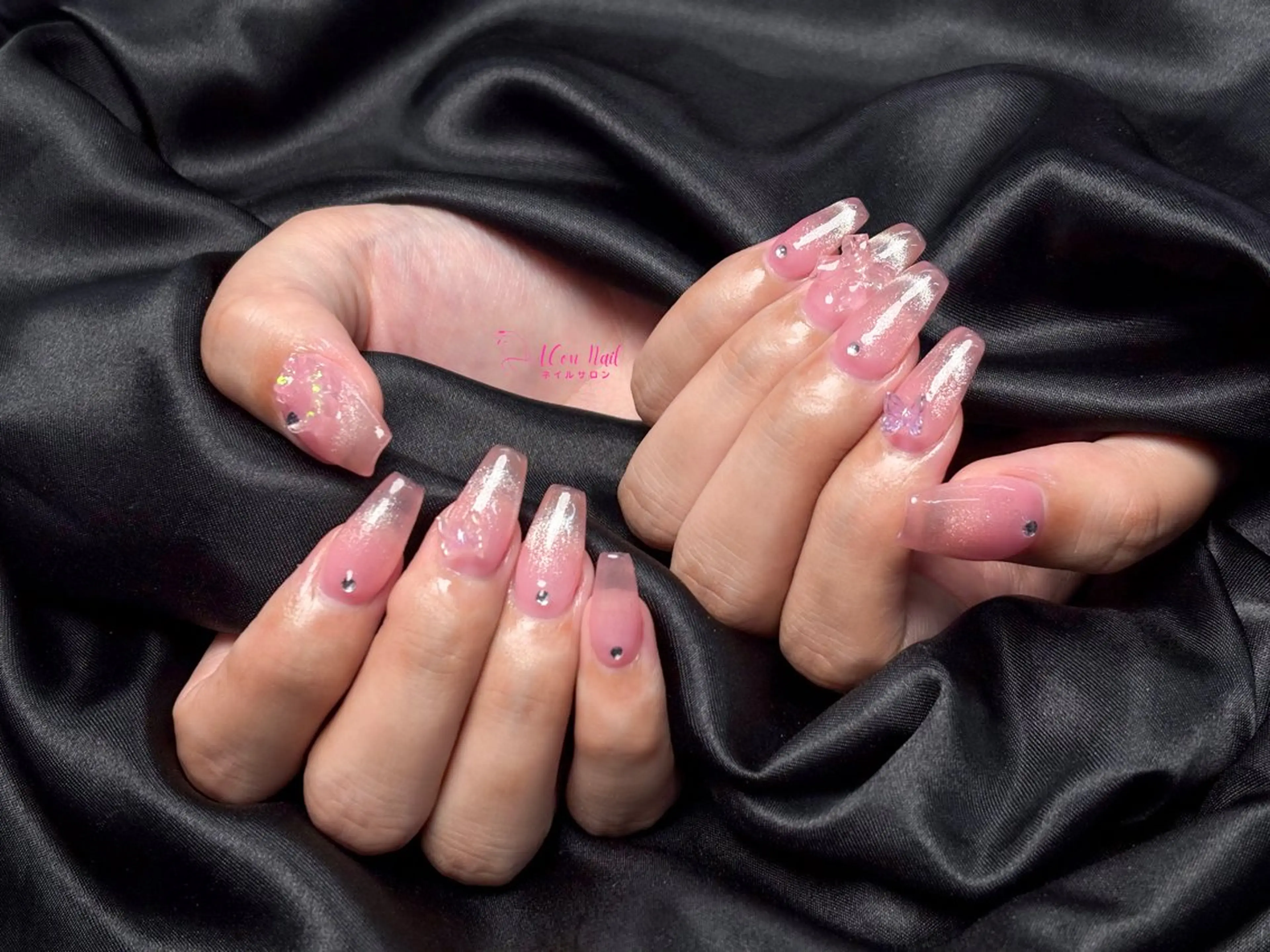 ネイル 桜ネイル 長さ出し フラワーネイル フレンチネイル ジェルネイル ハンドネイル ACon NailSalonのネイルデザイン