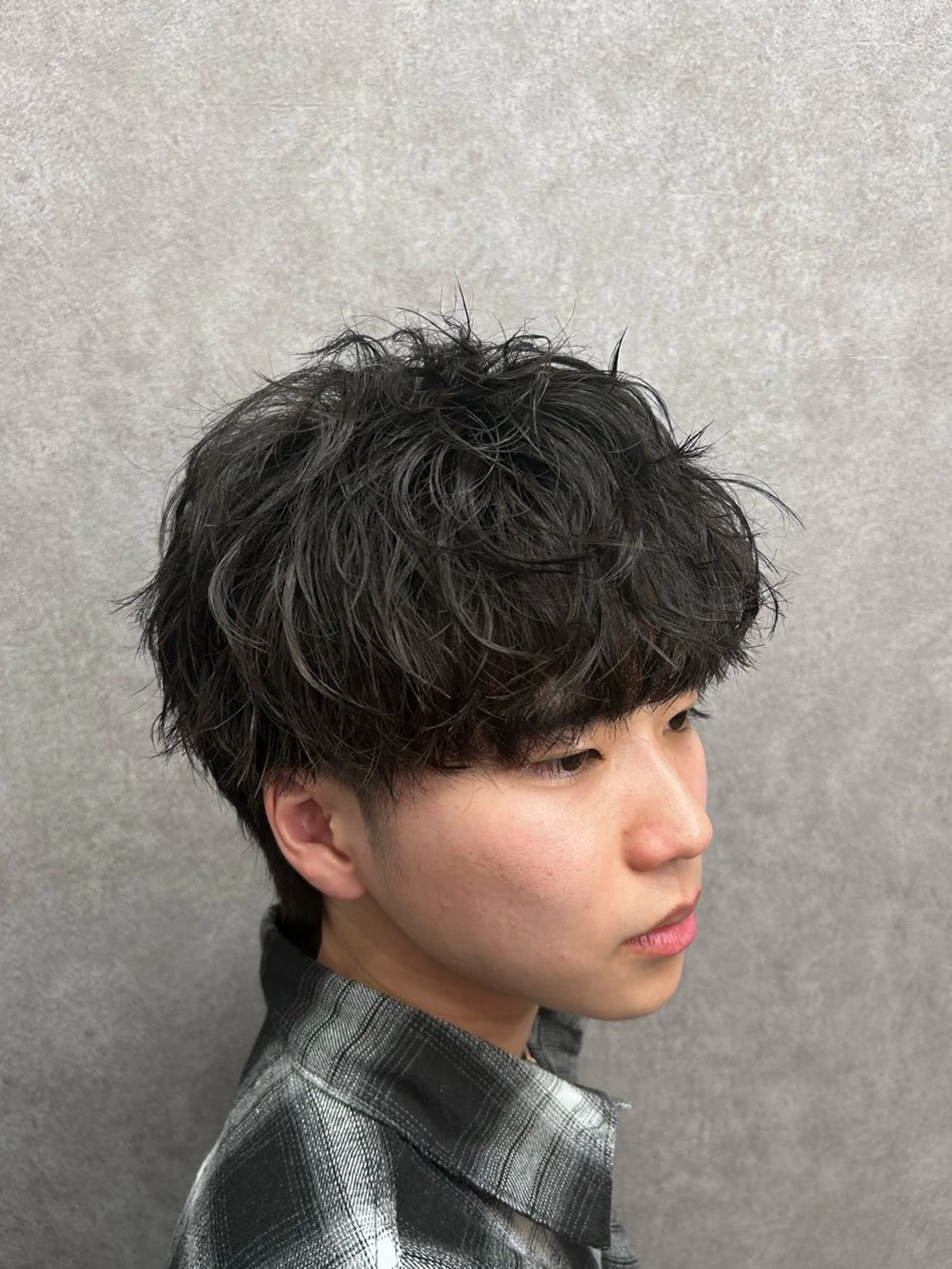 ショート カラー パーマ メンズ メンズパーマ スパイラルパーマ カット パーマ メンズ特化 👑YUTAのヘアスタイル