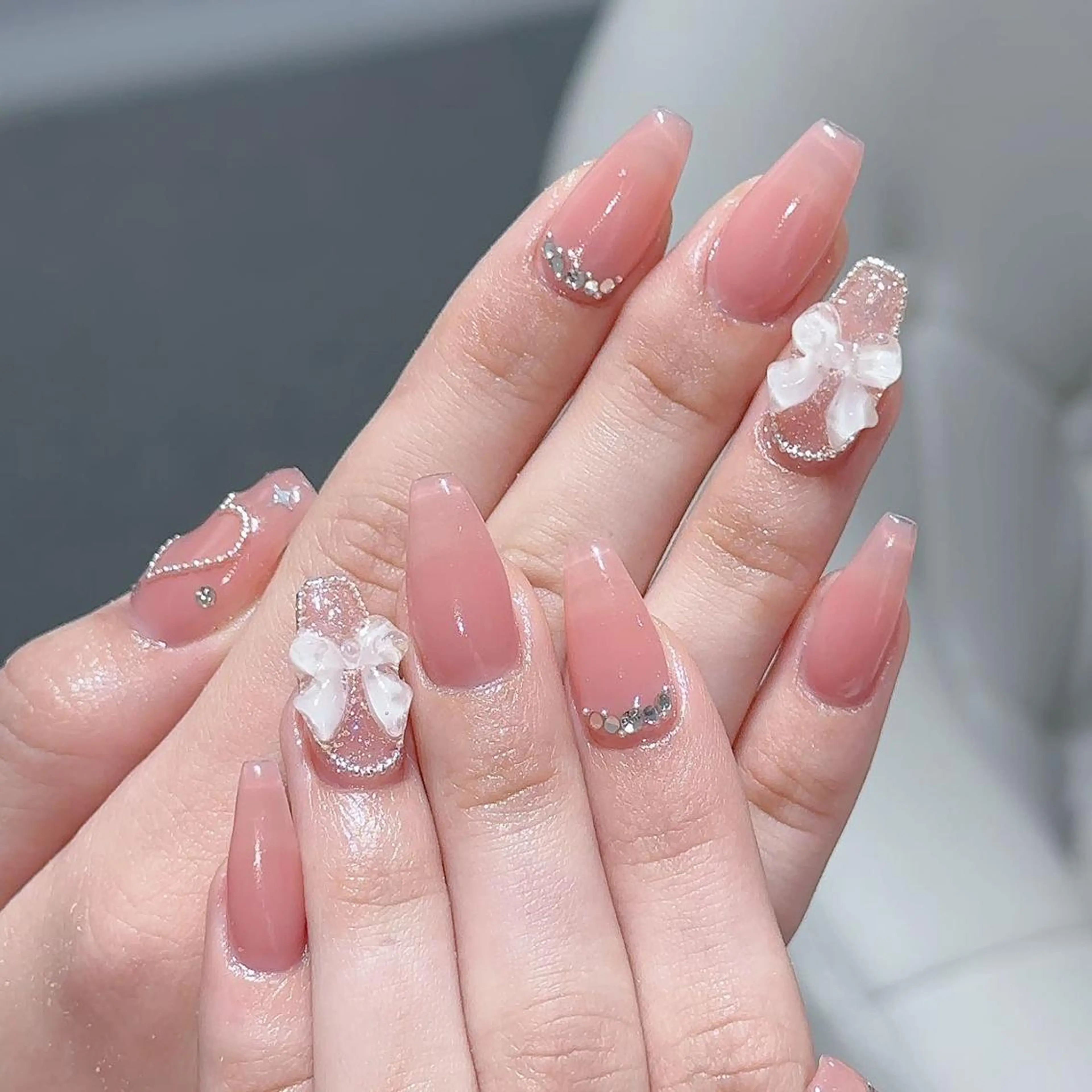 ネイル ハンドネイル Queens 榊 まおのネイルデザイン