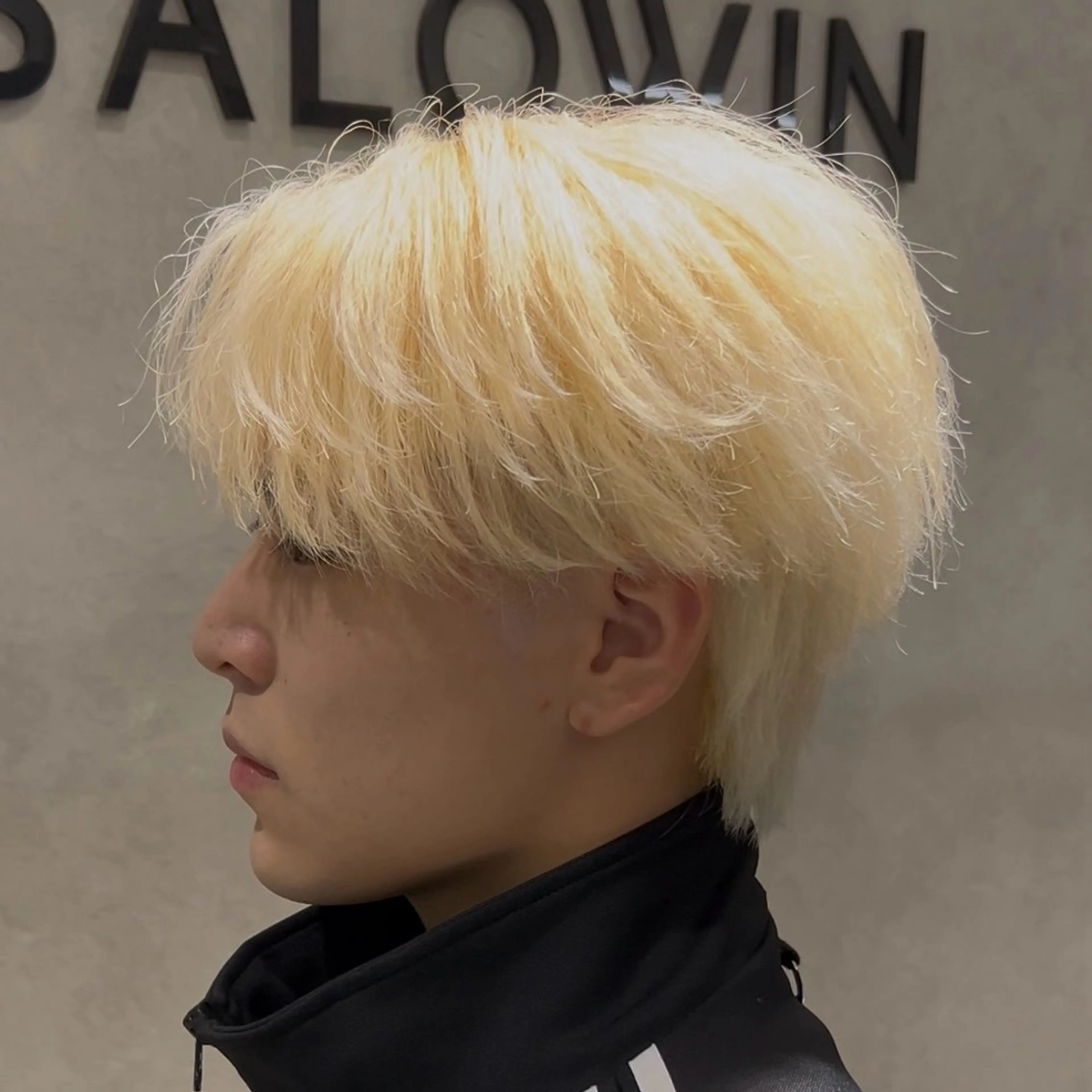 ショート カラー パーマ メンズ メンズパーマ 抜きっぱなしブロンド ブロンド ホワイトブロンド ショートヘア カット ヘアカラー 渋谷メンズヘア/ 加藤優一のヘアスタイル