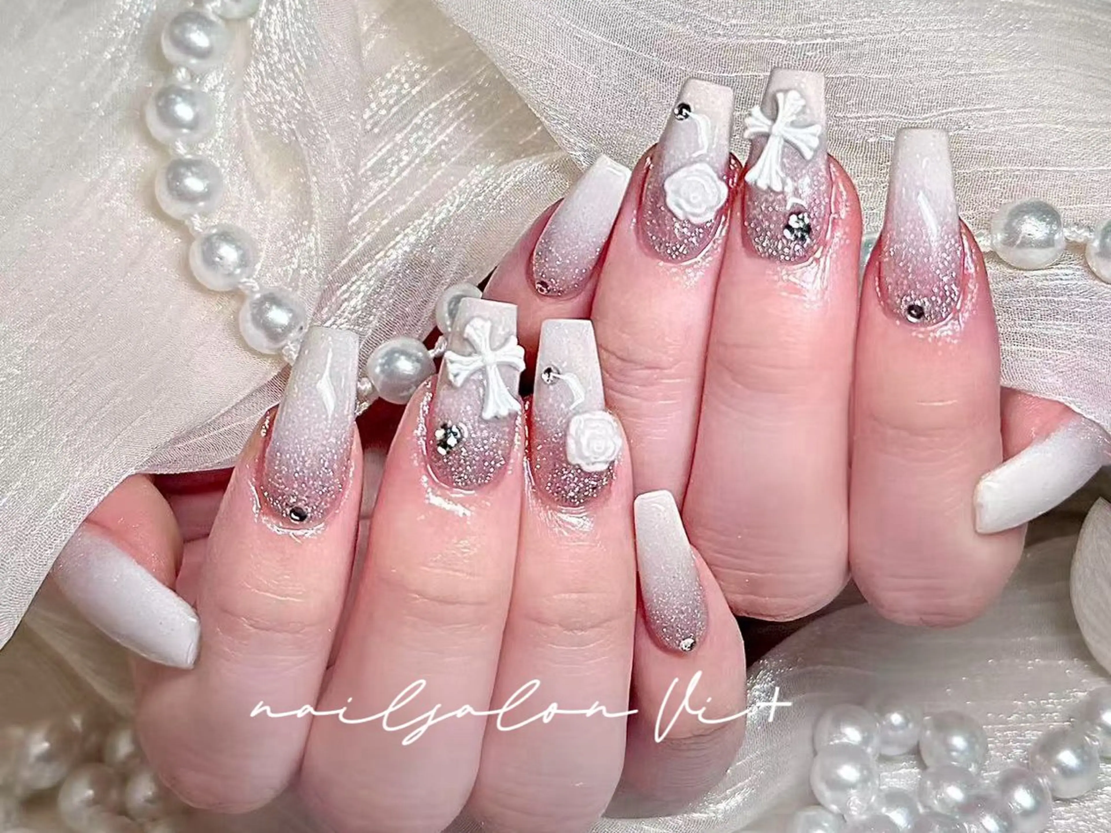 ネイル ハンドネイル ✨Nailsalon Vi+✨のネイルデザイン