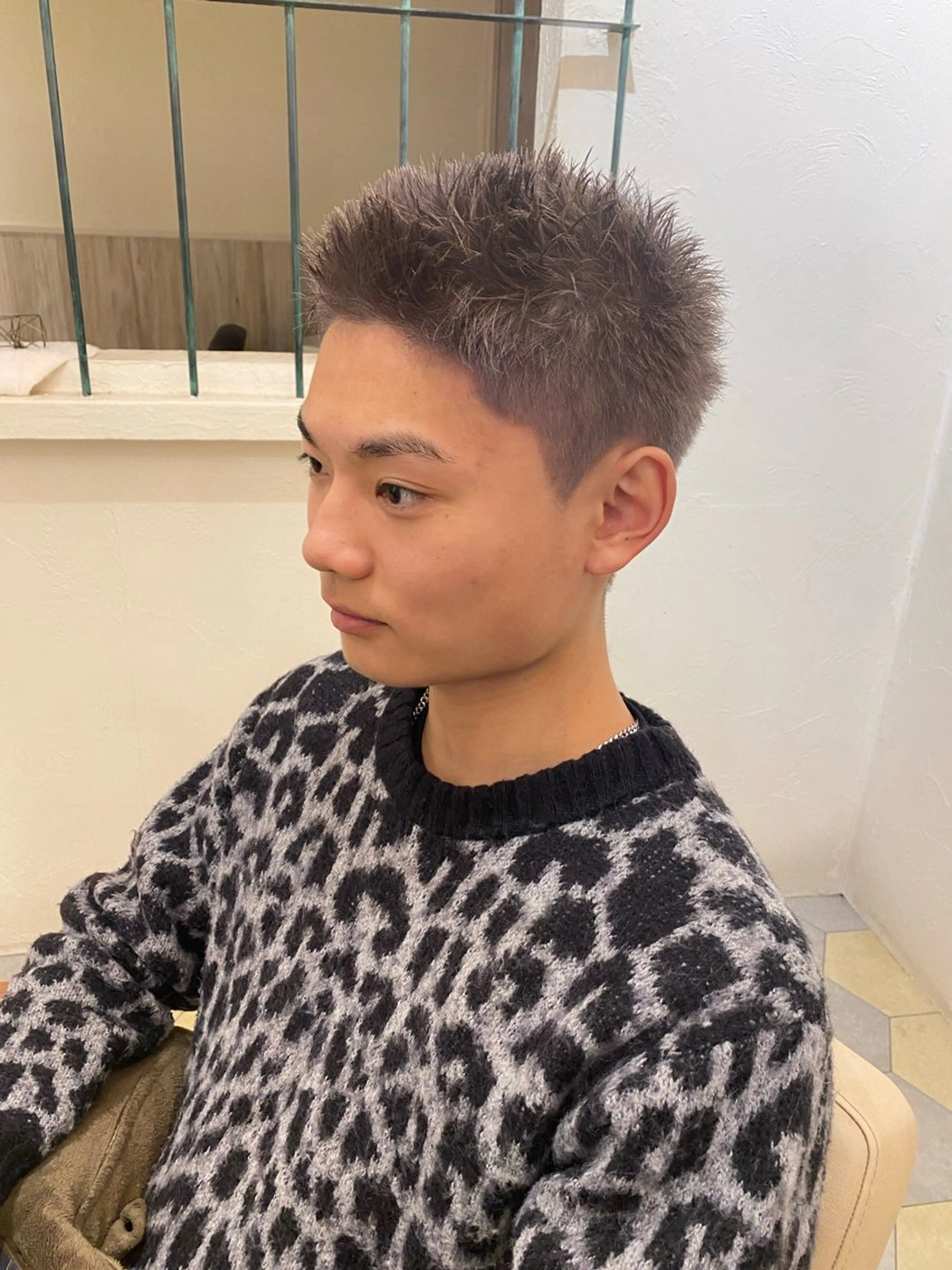 カラー メンズ グレージュ カット ヘアカラー 菊池大一 溝の口パーマのヘアスタイル