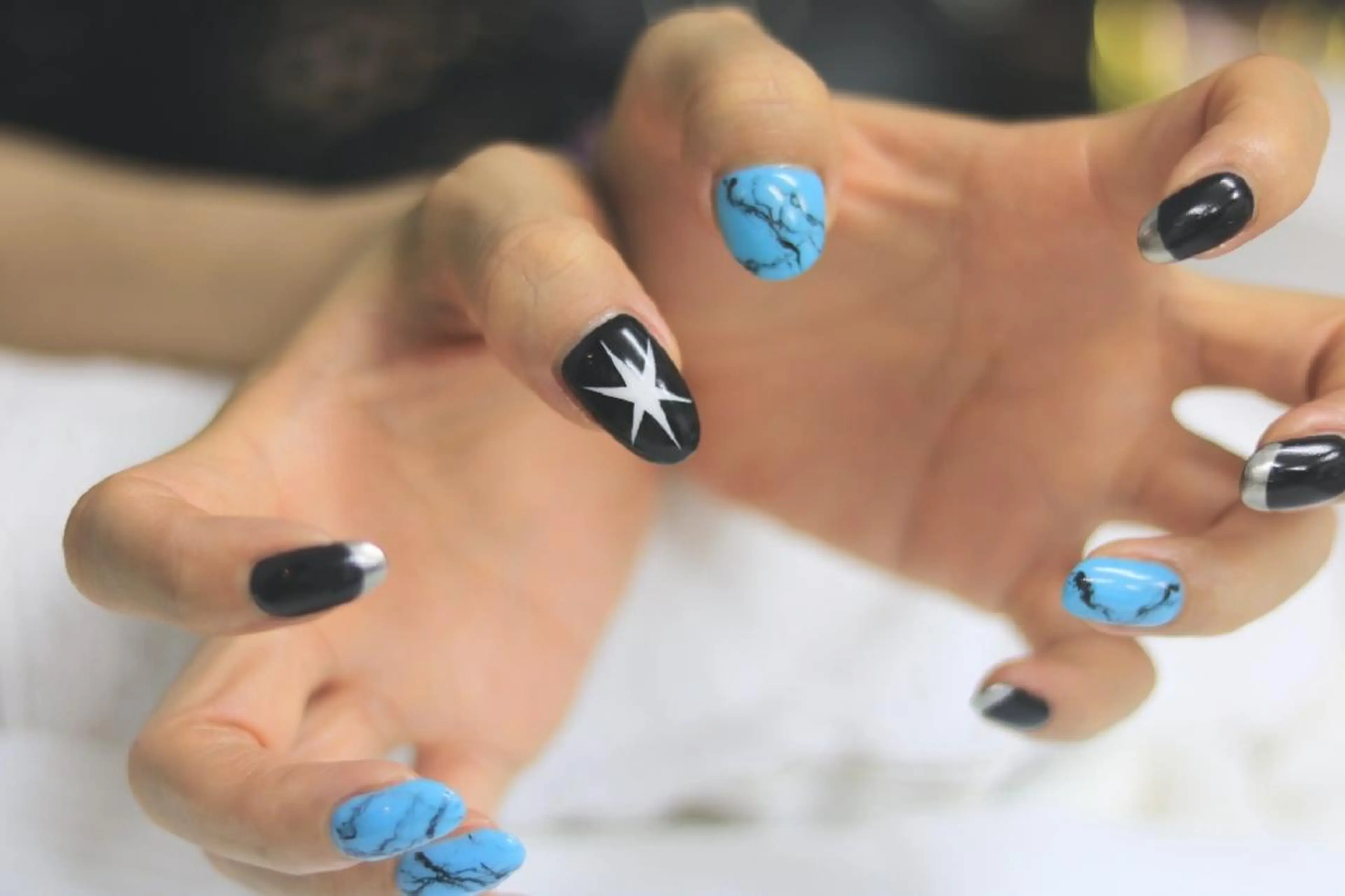 ネイル フレンチネイル ミラーネイル Nail Atelier B.のネイルデザイン
