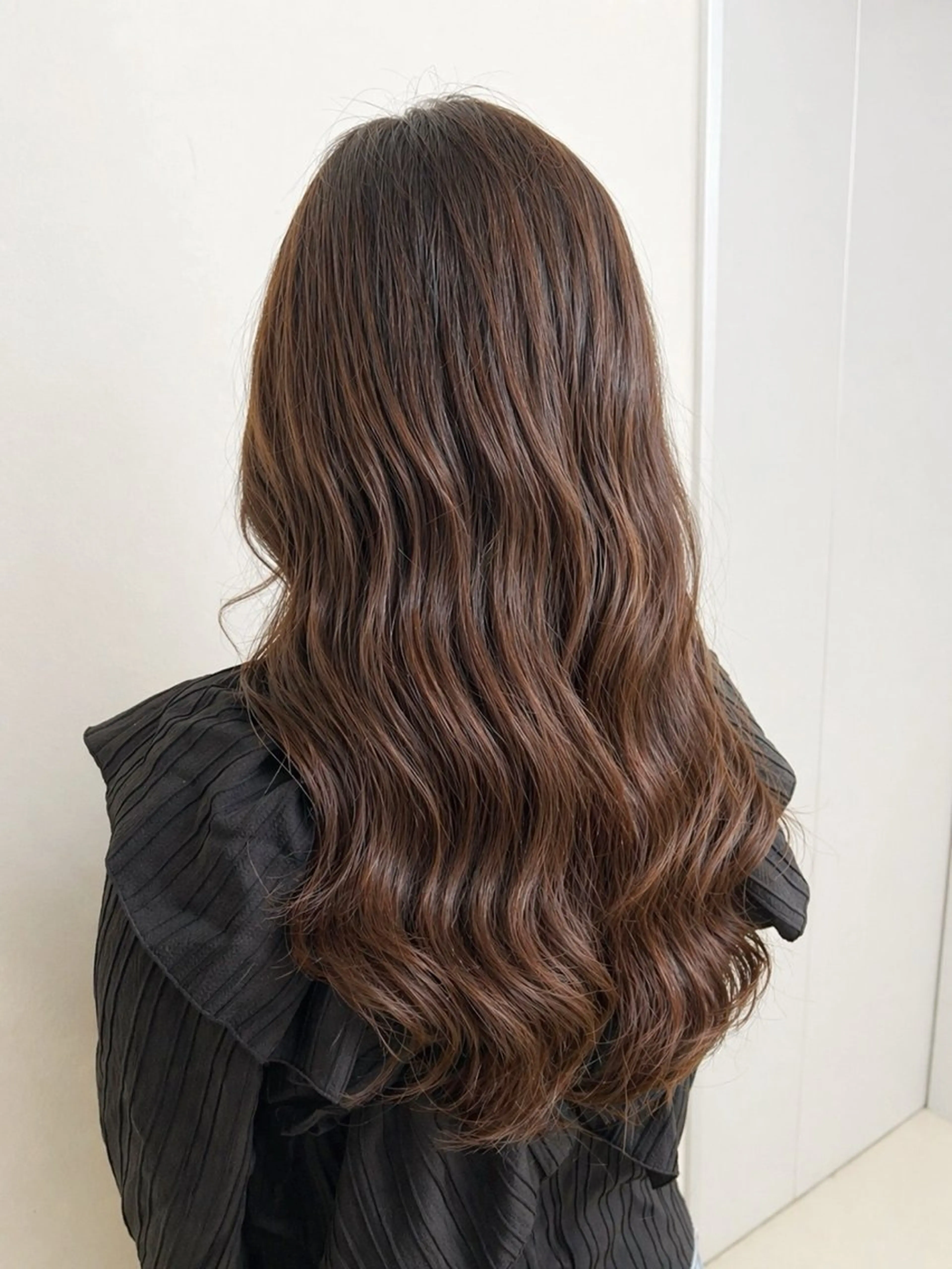 ロング 縮毛矯正 カット パーマ トリートメント コテ巻き風パーマ サトウタケル 表参道のヘアスタイル