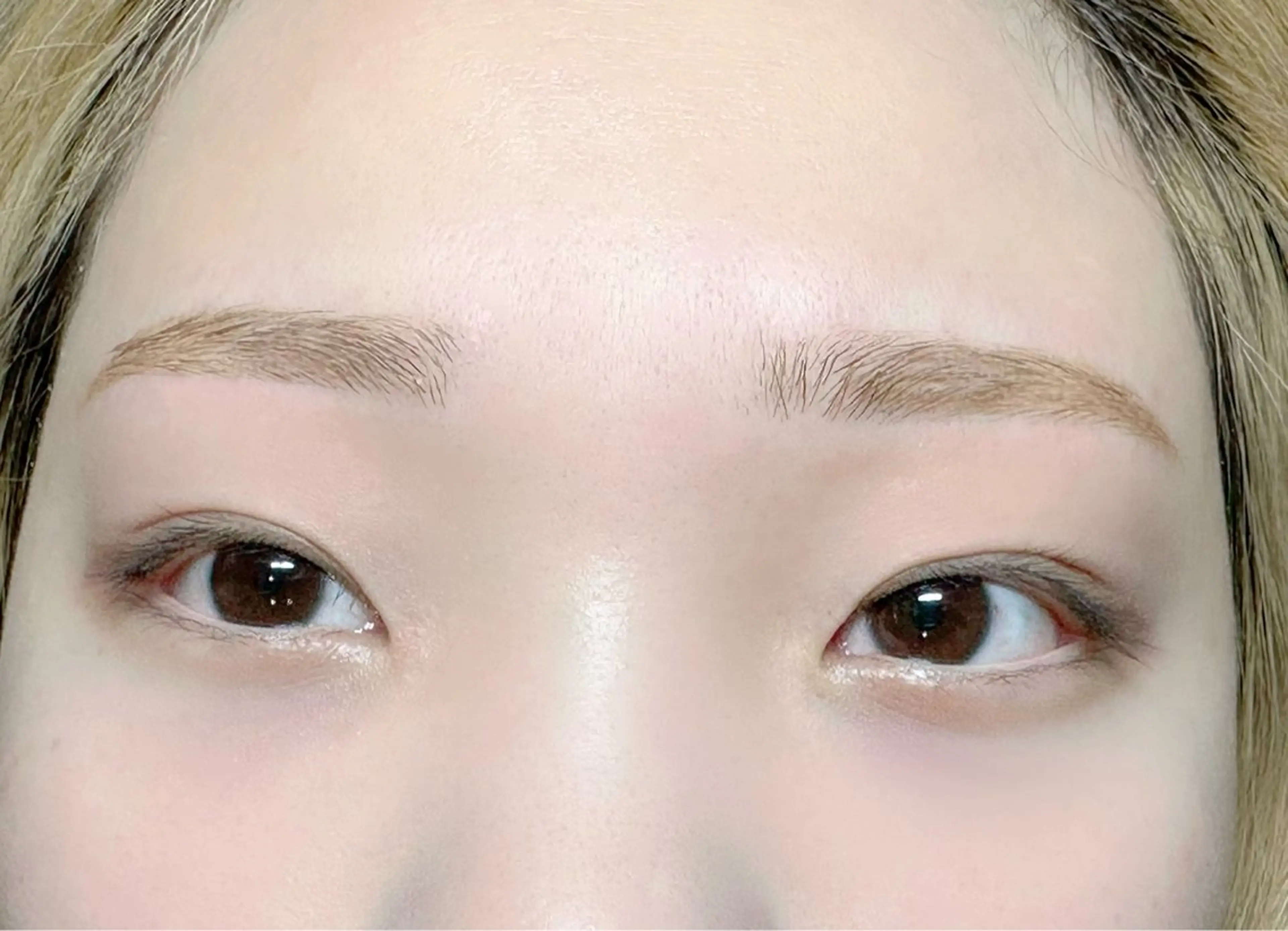 🔁再来【アイブロウWAX+眉ブリーチ】の写真