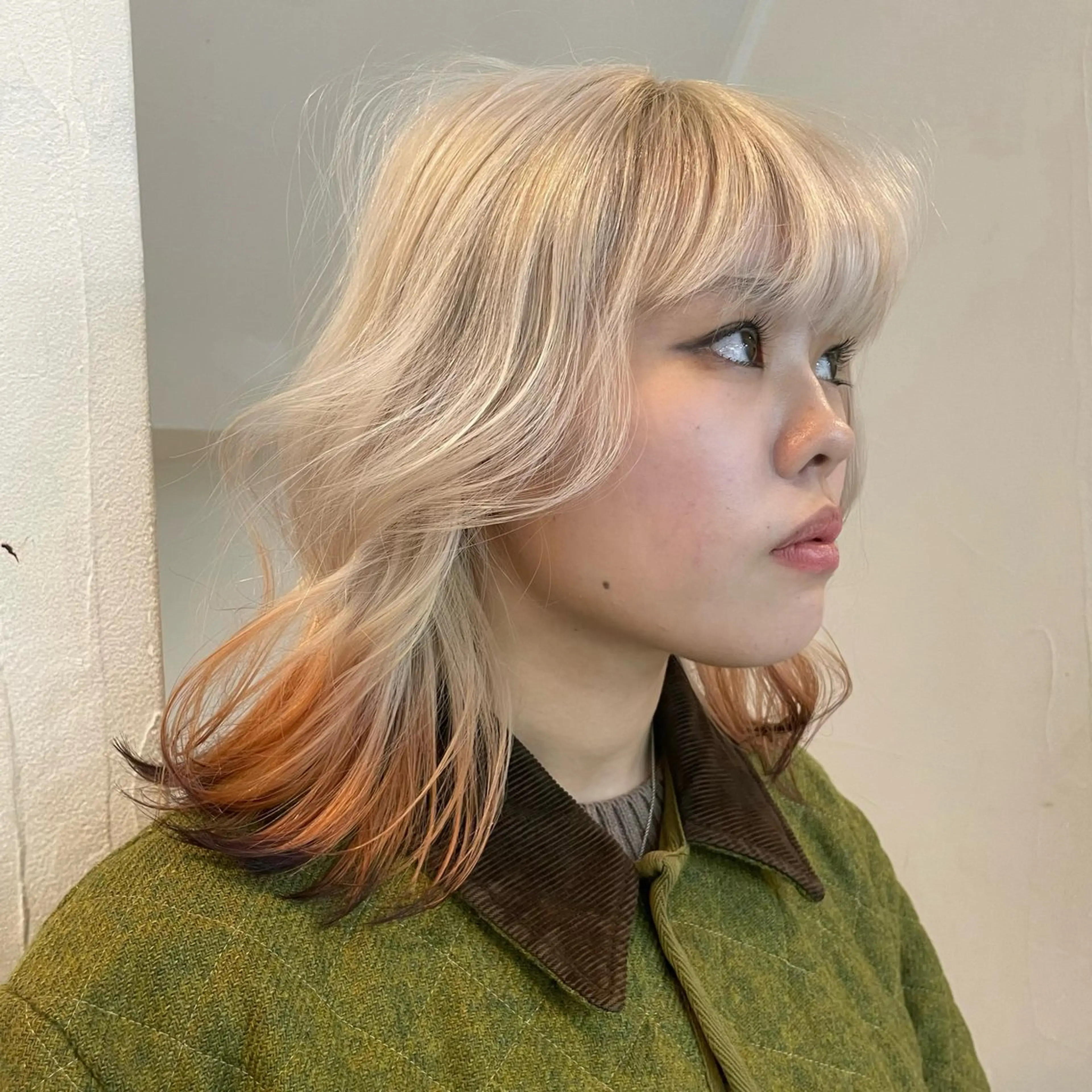 セミロング カラー ヘアカラー トリートメント 🪅ブリーチカラー 🪅琉羽Ruuのヘアスタイル