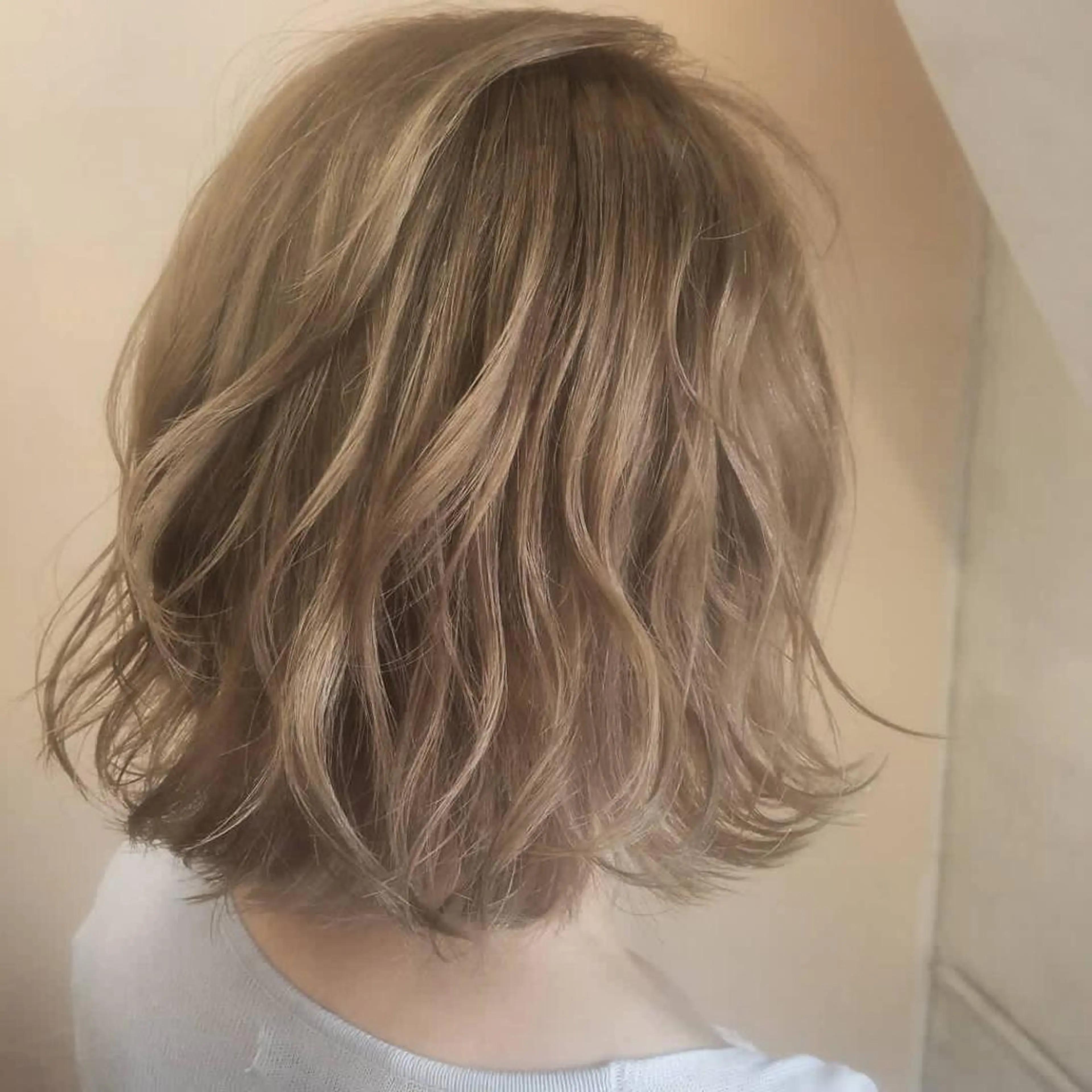 ミディアム カラー バレイヤージュ ブリーチ ケアブリーチ ダブルカラー ハイライトカラー welring hair salon所属・welring hair salonのヘアスタイル