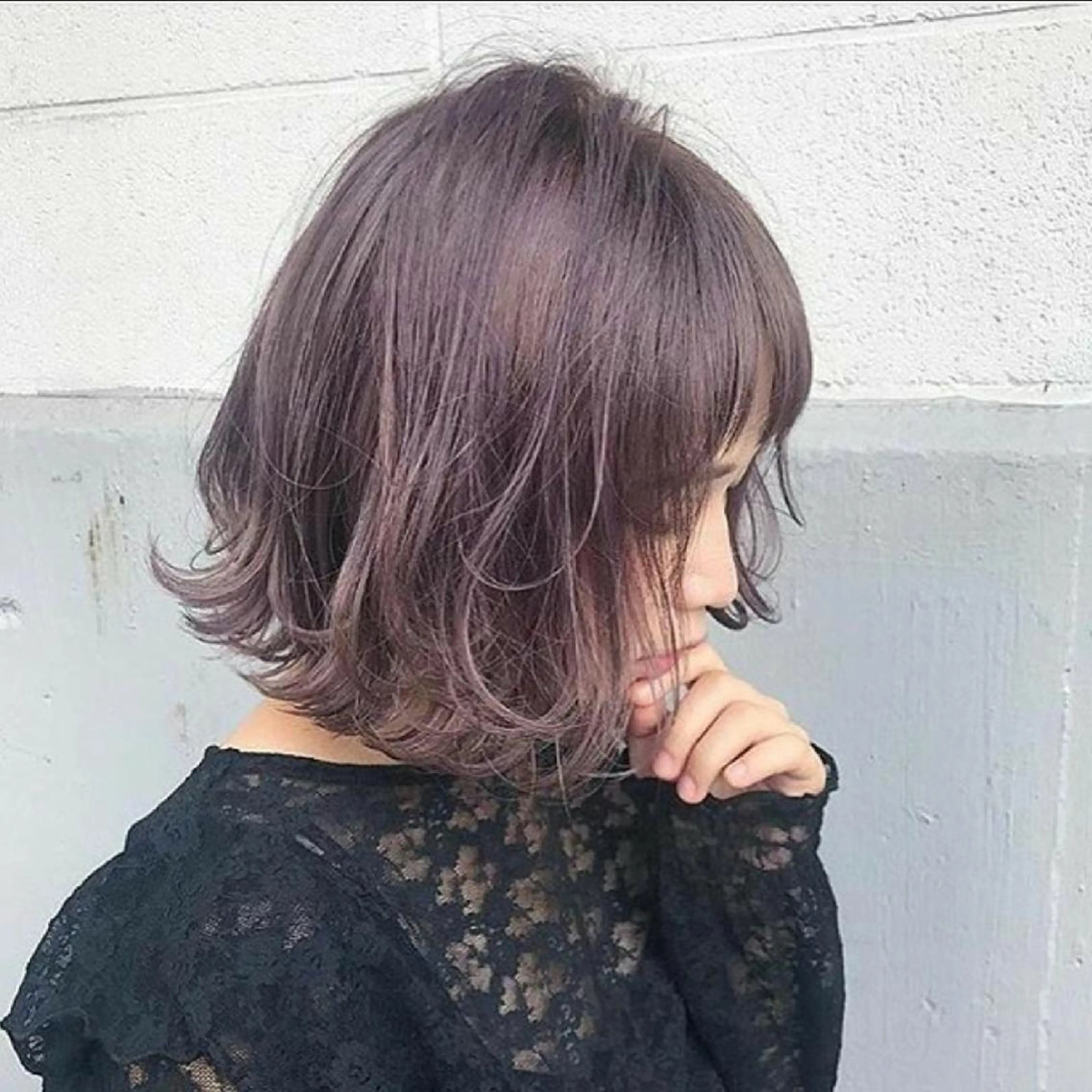 カラー ショート 透明感カラー ラベンダーカラー 🇰🇷韓国風艶髪✨ 髪質改善 倉岡しおんのヘアスタイル