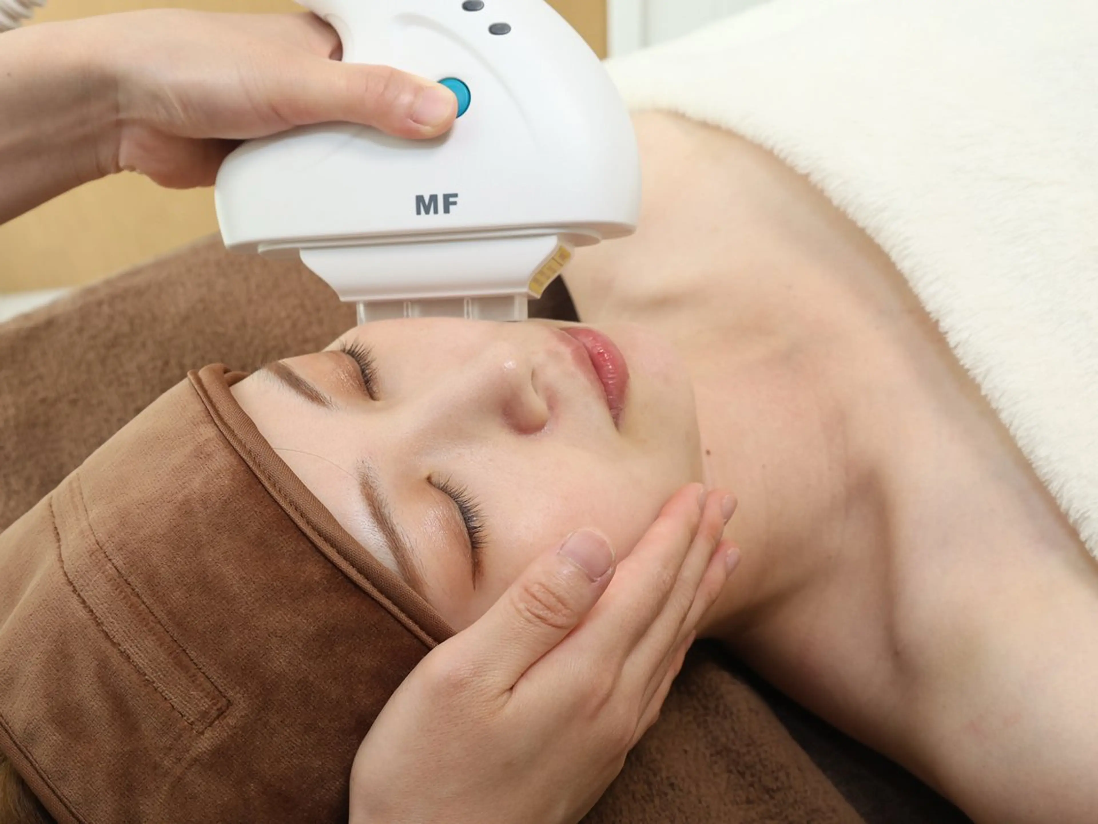 Luv the TERRACEの眉毛・アイブロウイメージ