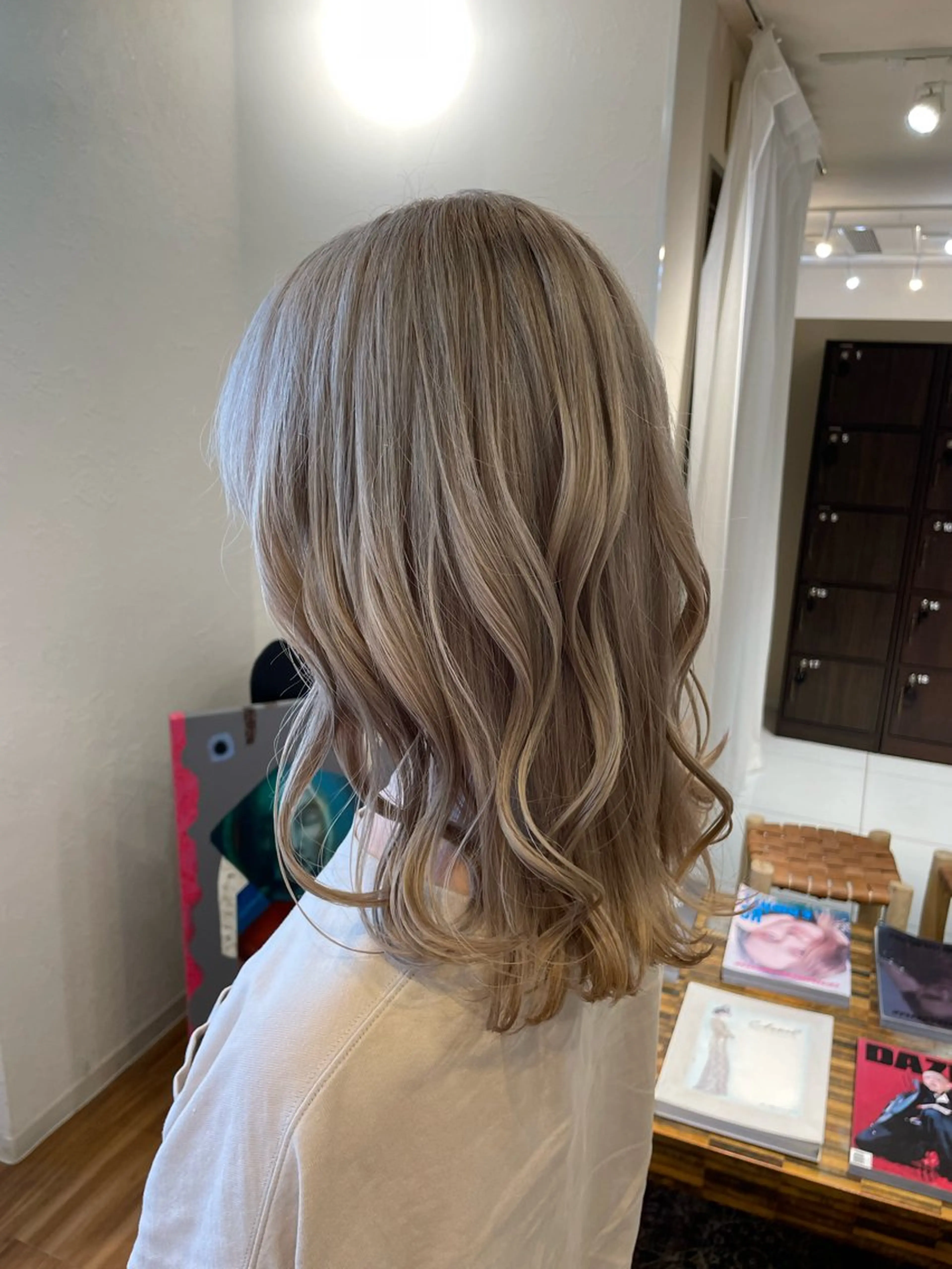 セミロング 久我 彩音のヘアスタイル