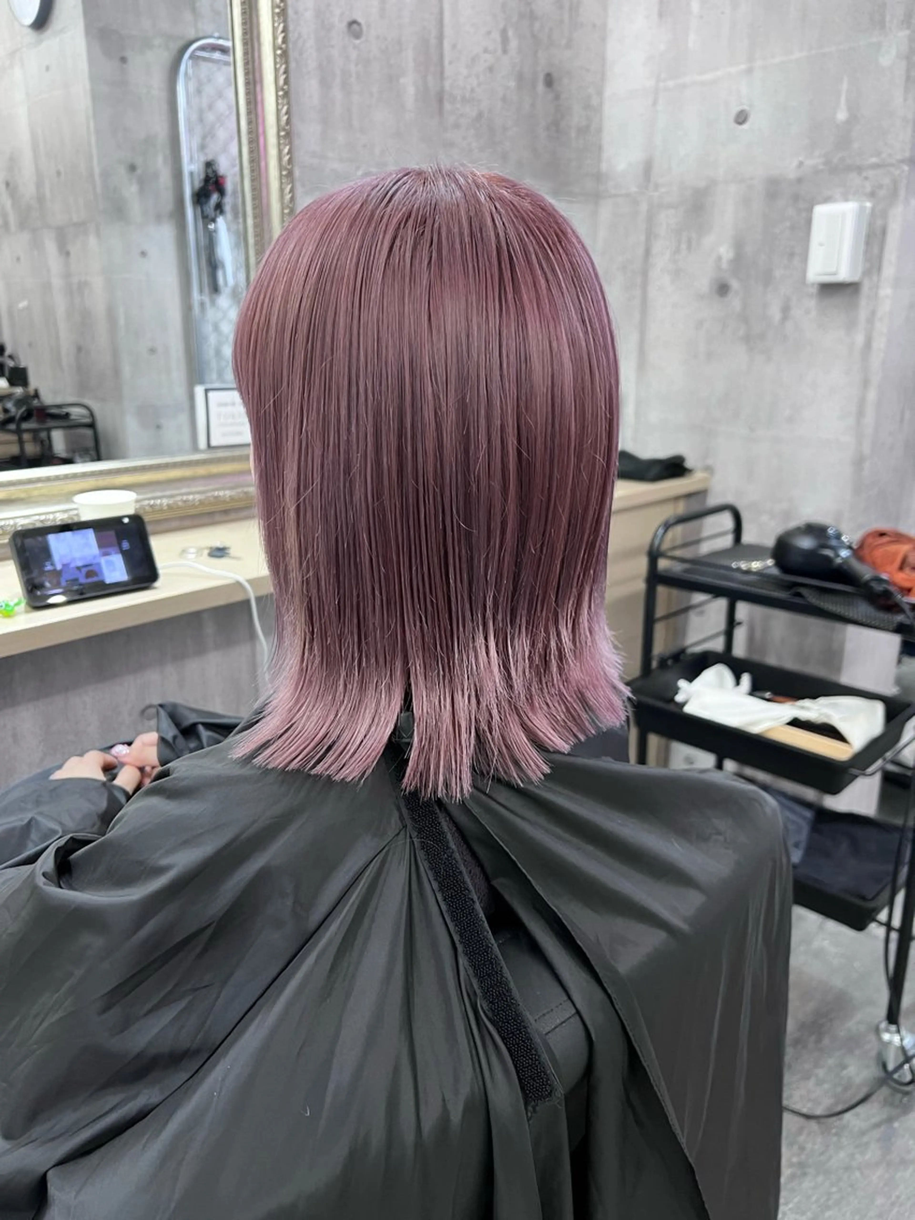 ミディアム サニーサイド大名 ダブルカラー髪質改善のヘアスタイル