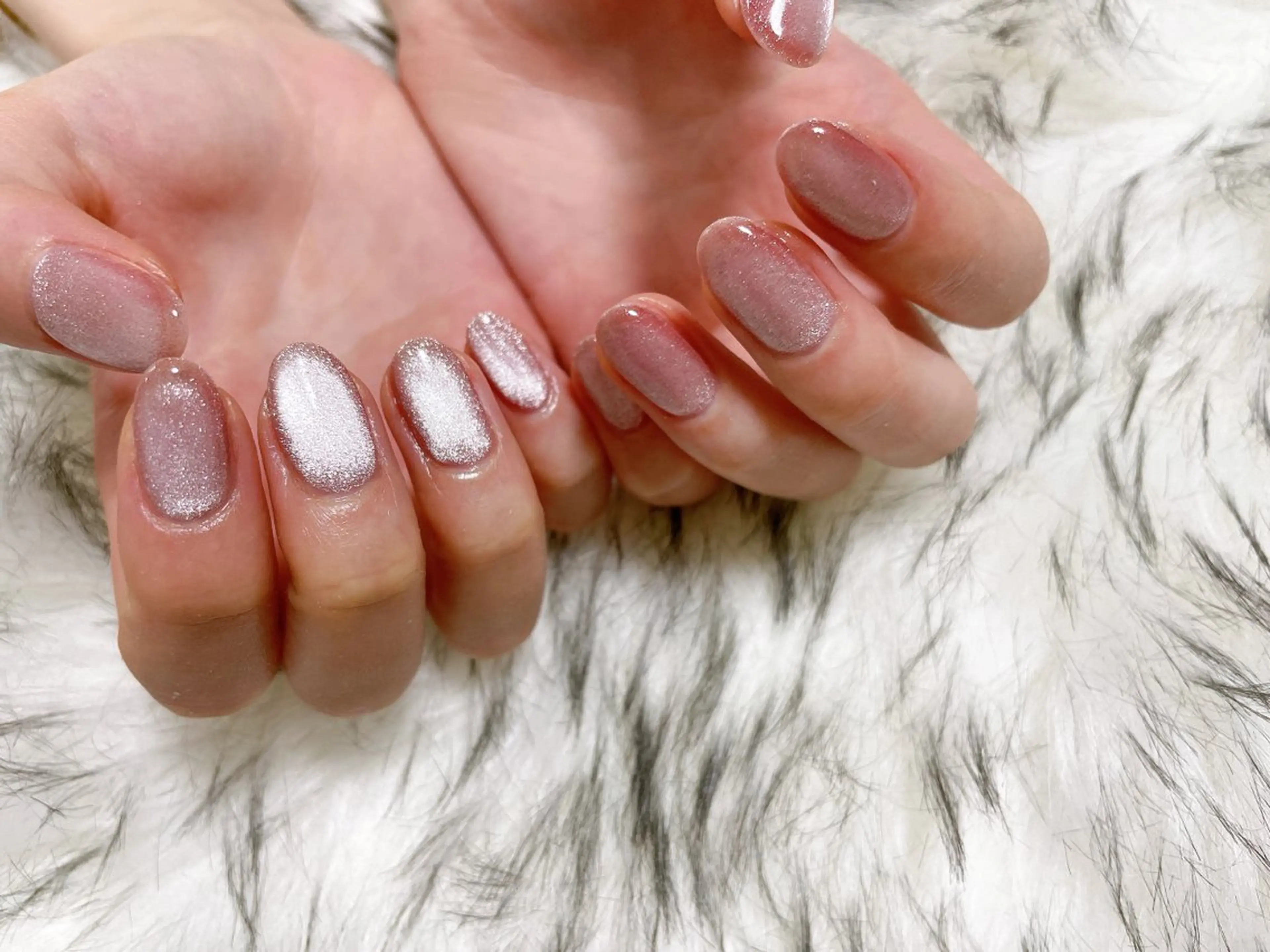 ネイル オーロラネイル フットネイル フレンチネイル ジェルネイル 韓国ネイル ハンドネイル mogunail &blowのネイルデザイン