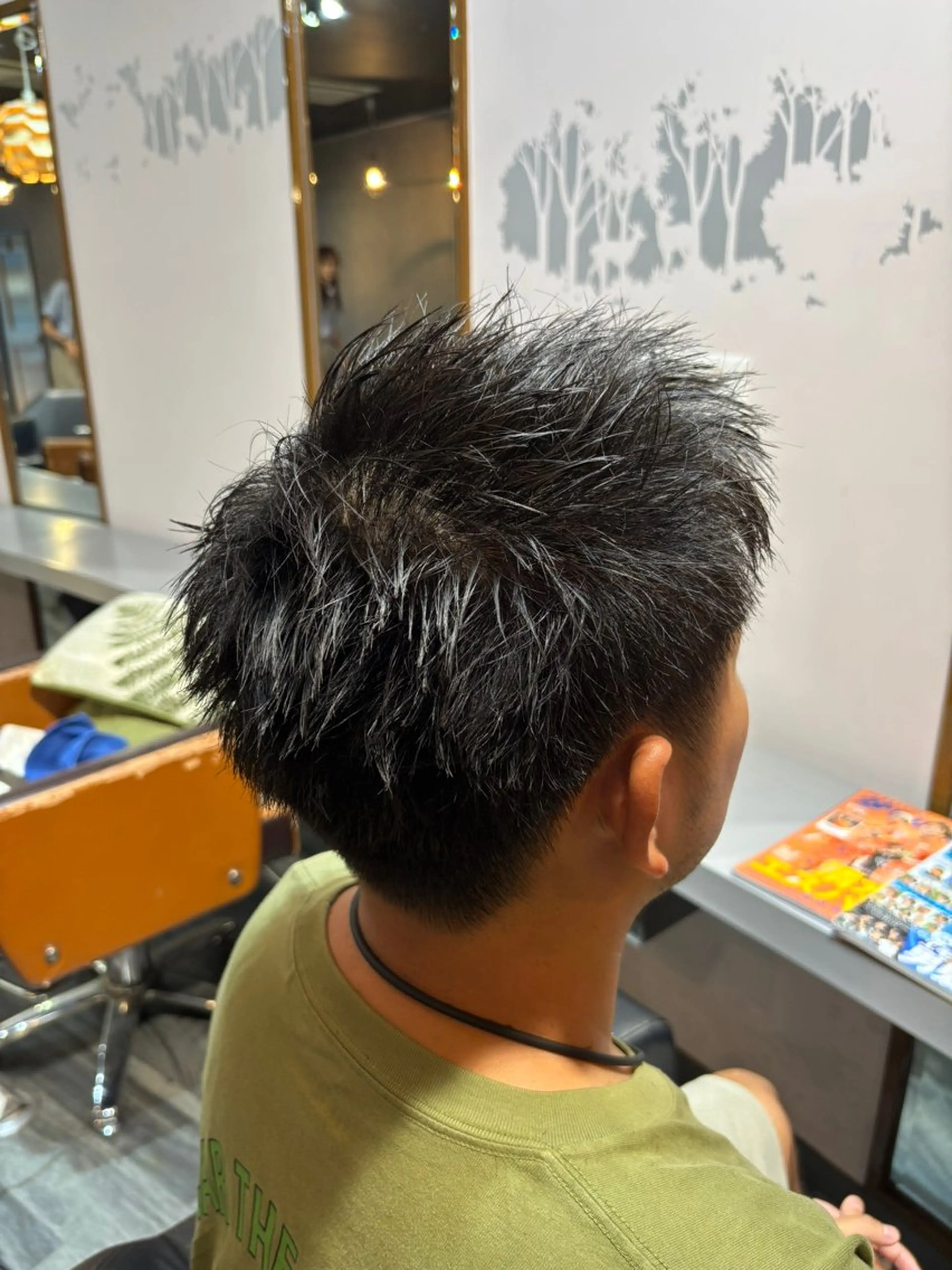 ショート メンズ メンズパーマ スパイキーショート ショートヘア 杉山 晃太のヘアスタイル