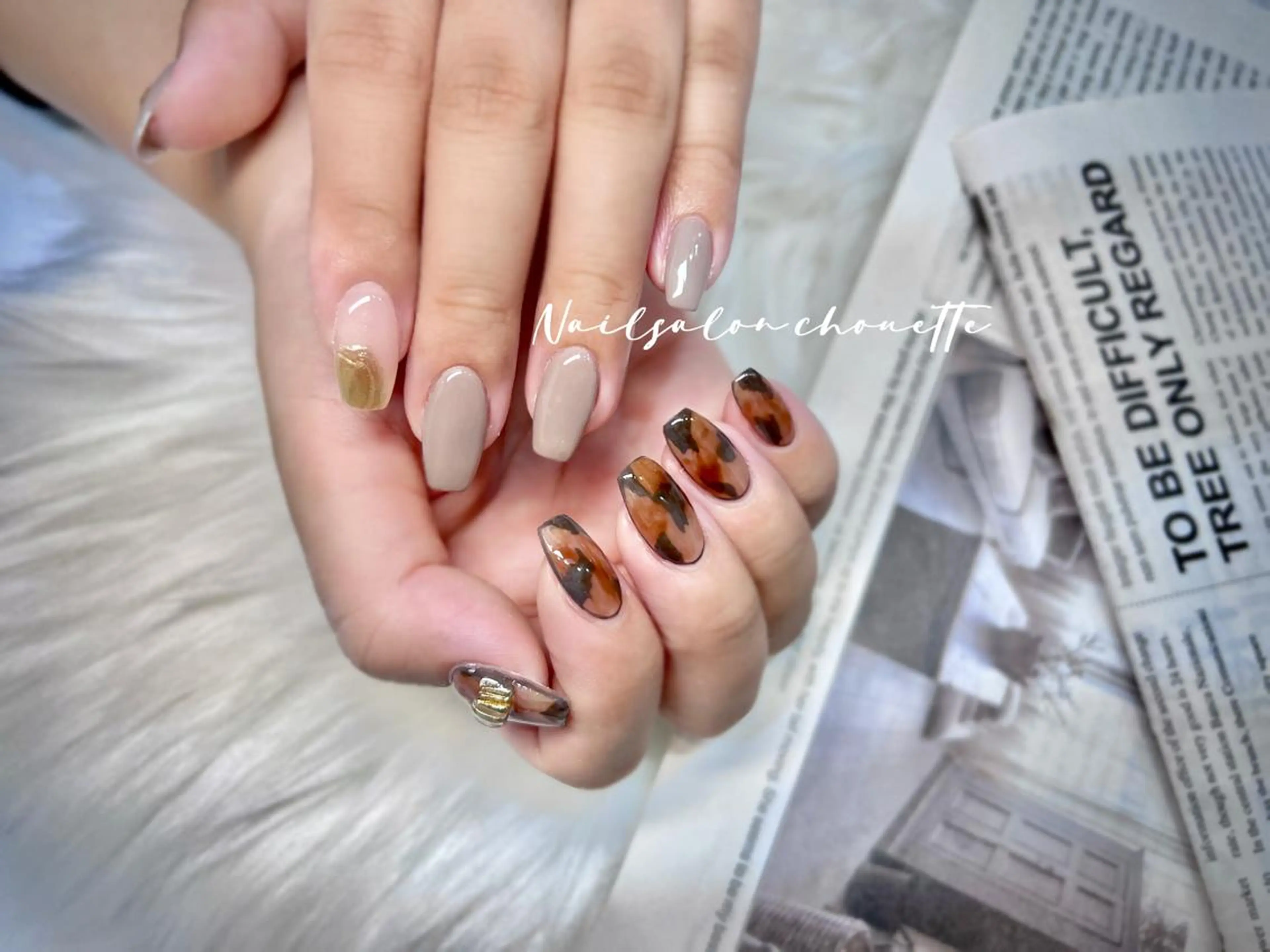 ミディアム ハンドネイル Chouette Nailのネイルデザイン