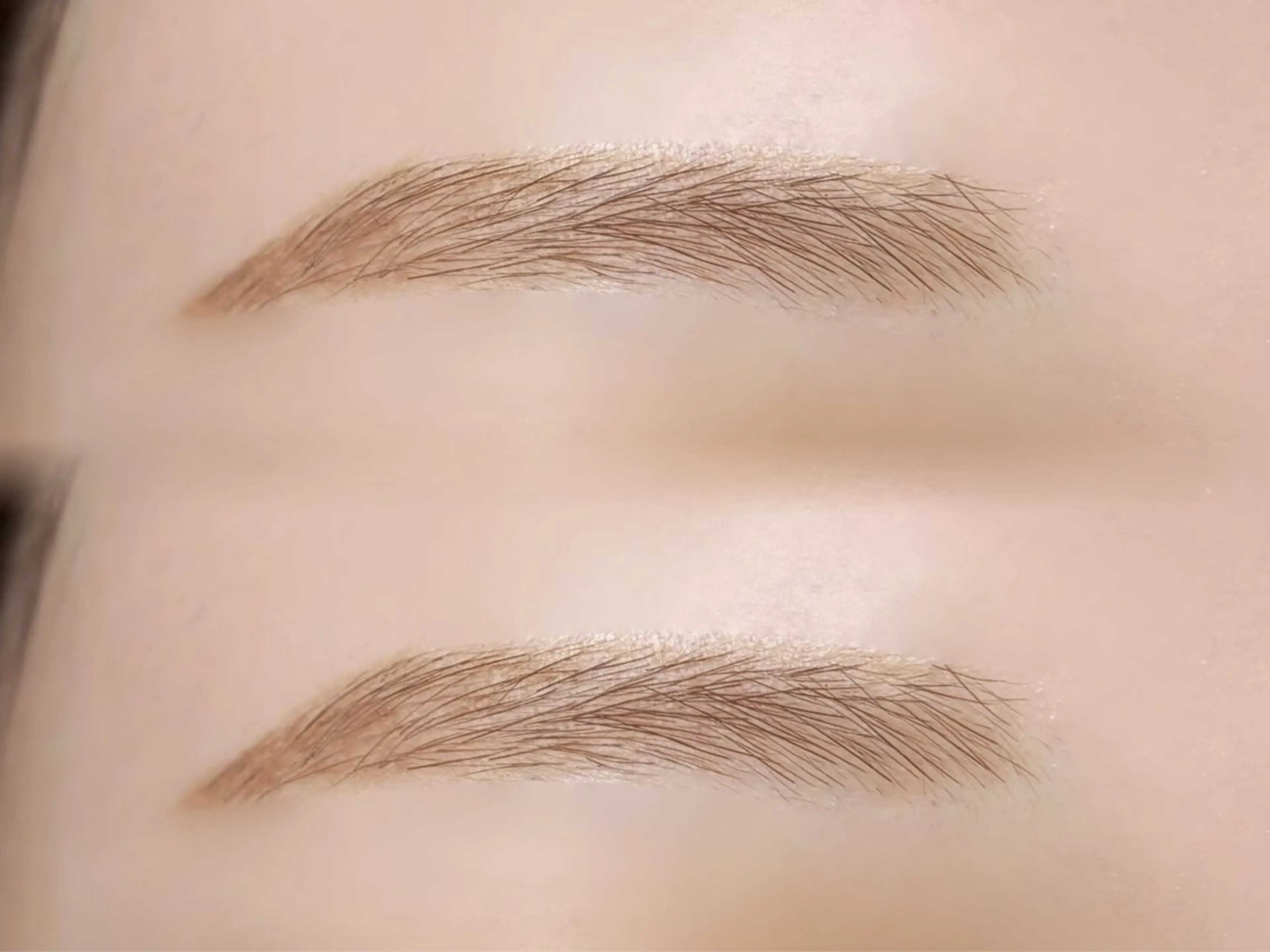 アイブロウ 眉カラー ワックス脱毛 眉カット 博多/束感まつ毛 🎀ナオ🎀のマツエク・マツパデザイン