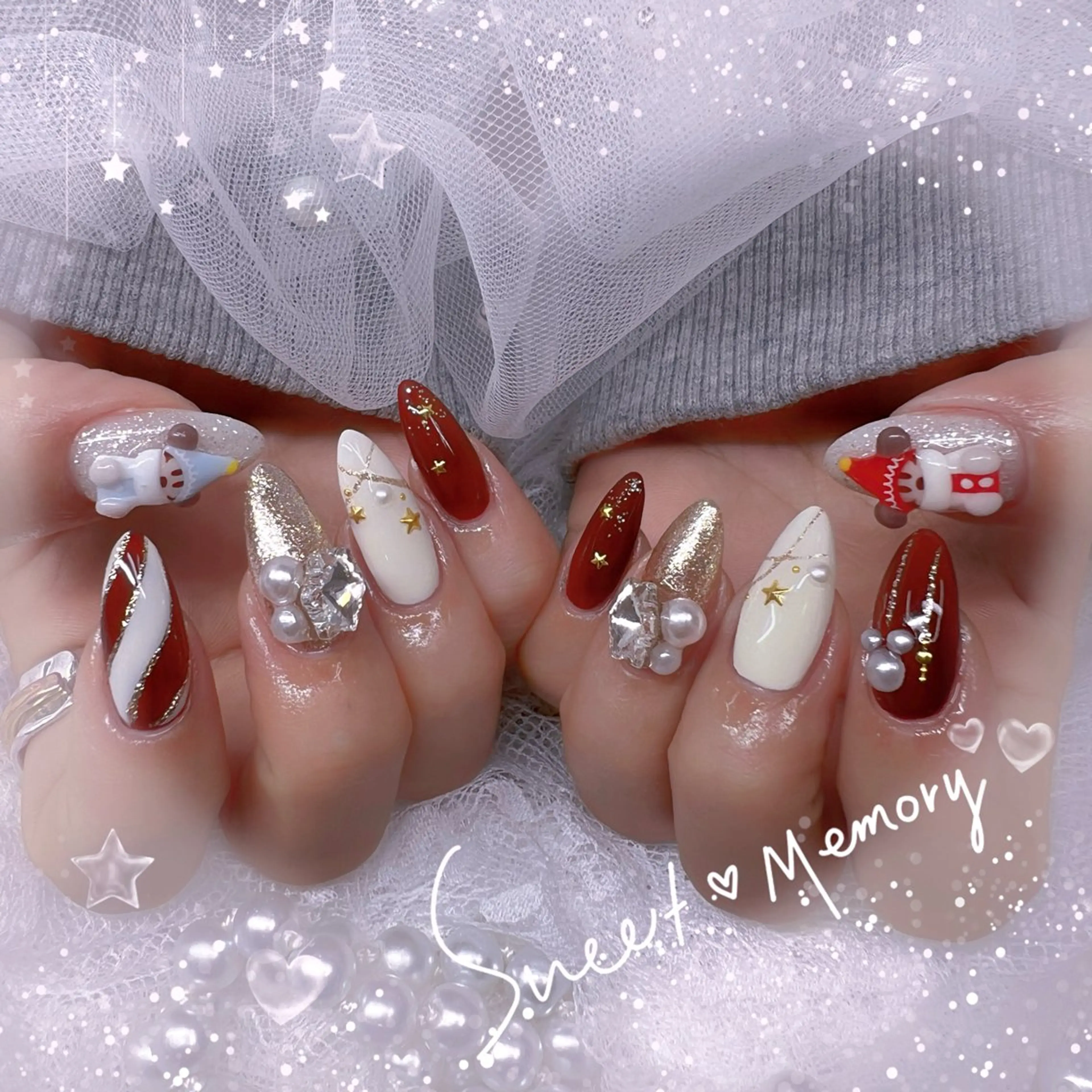 ネイル チークネイル フレンチネイル ガーリー ガラスフレンチ グラデーション ハンドネイル Chill Nailsalonのネイルデザイン