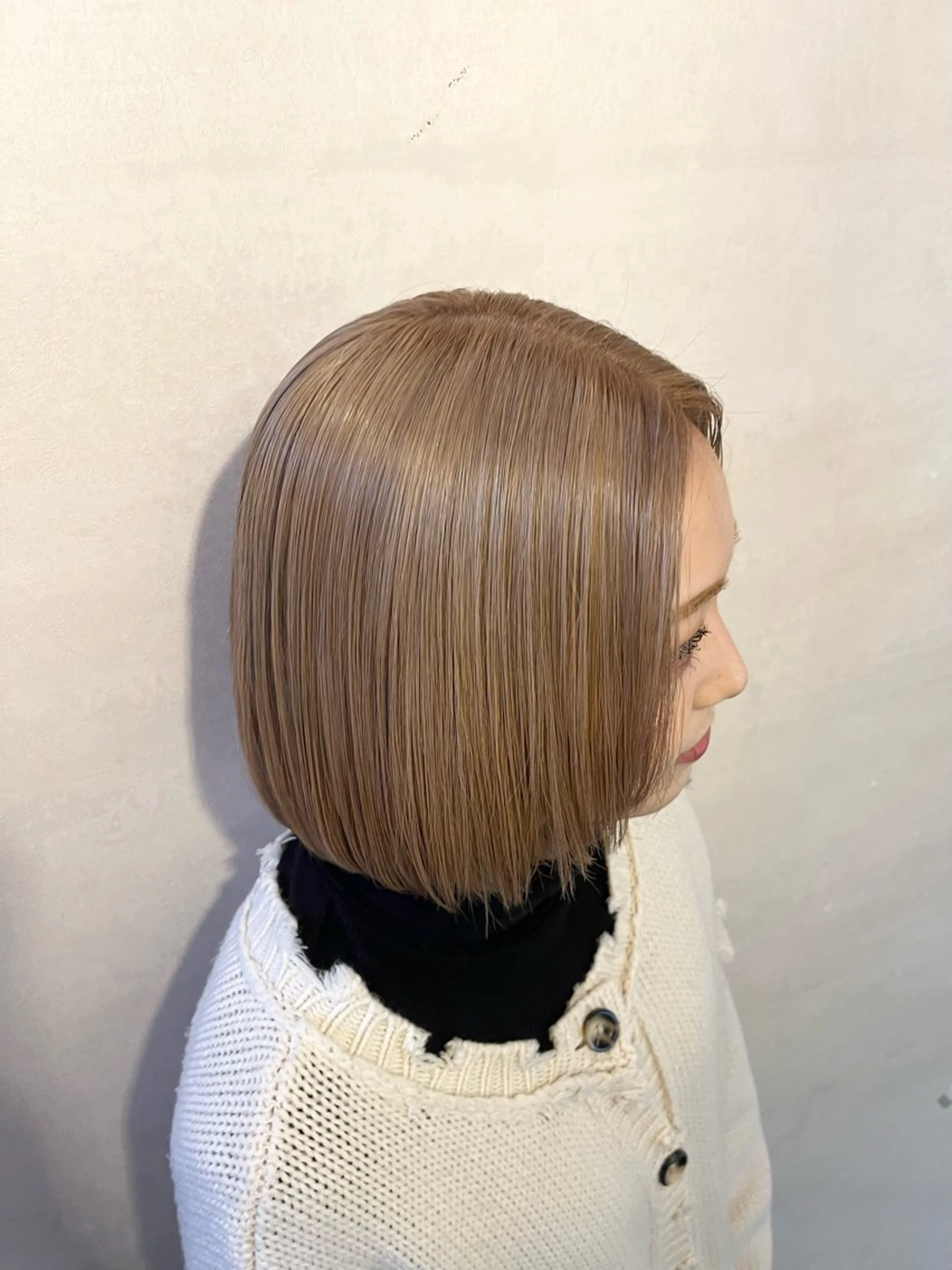 ショート トリートメント 🫧ブリーチ×透明感 カラー🎀ココカラのヘアスタイル