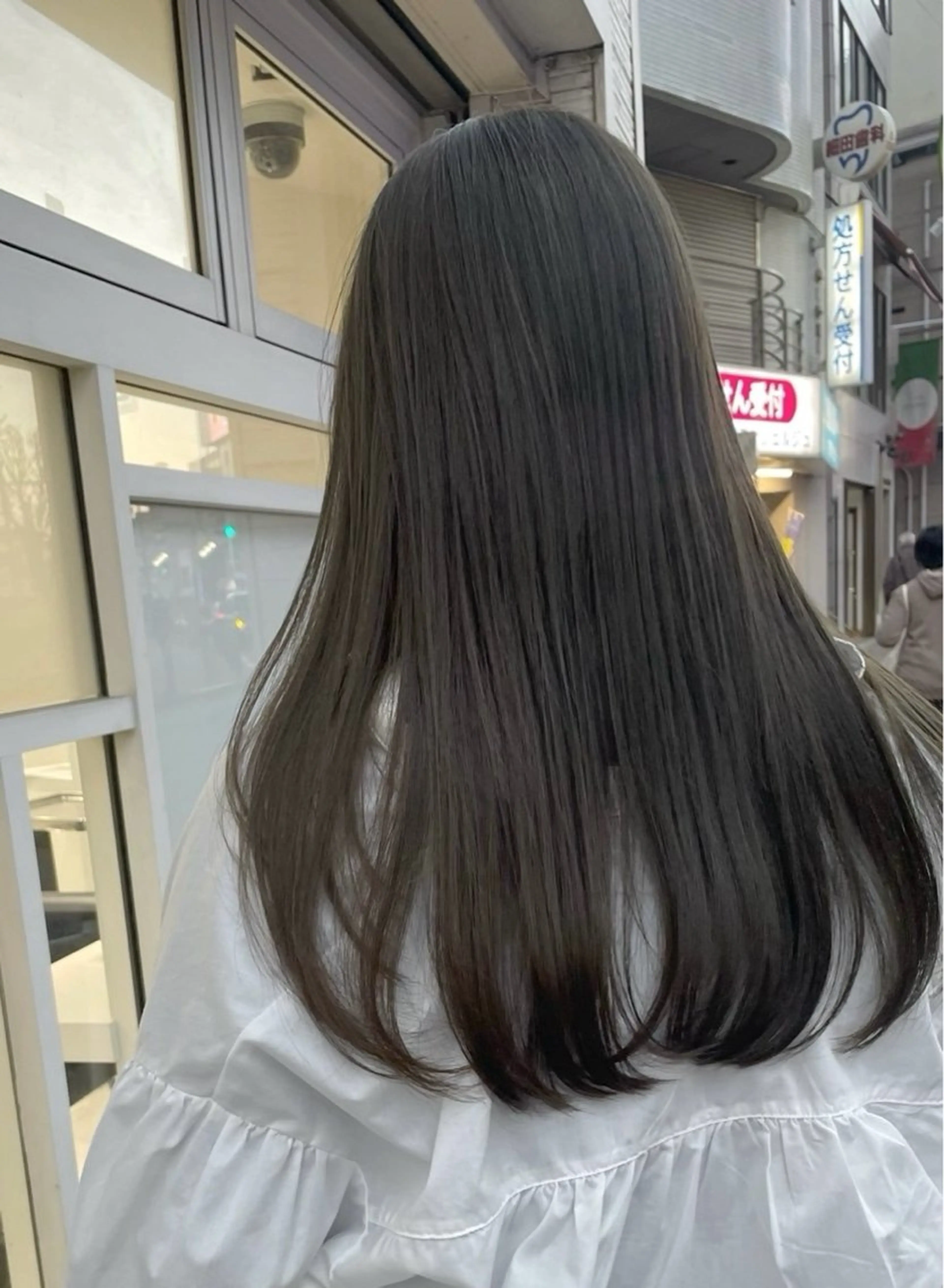 ロング カラー ヘアカラー トリートメント ヘアセット グレージュ/ベージュ /経堂/sana🌱のヘアスタイル