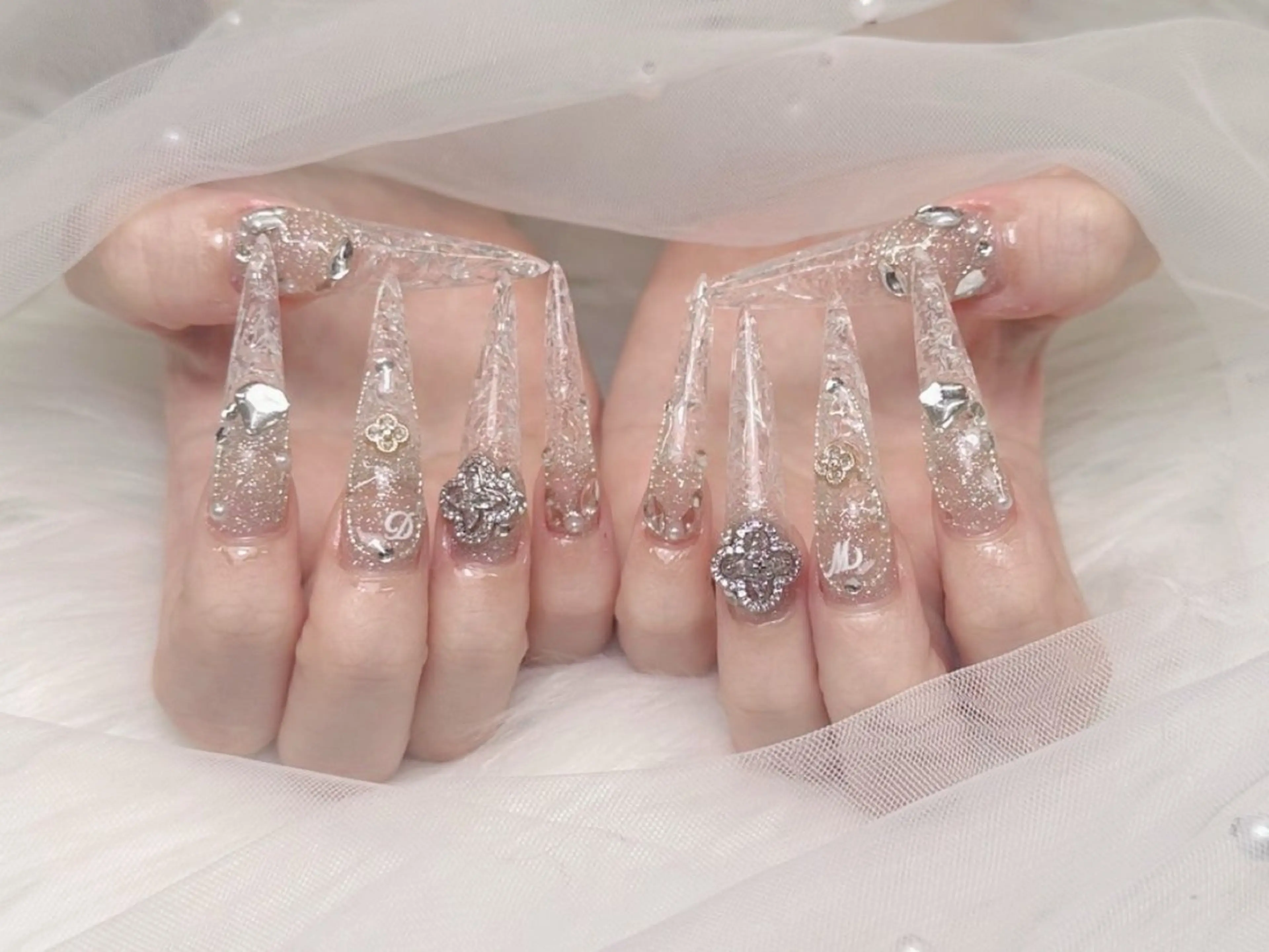 ネイル lucky nail 歌舞伎町のネイルデザイン