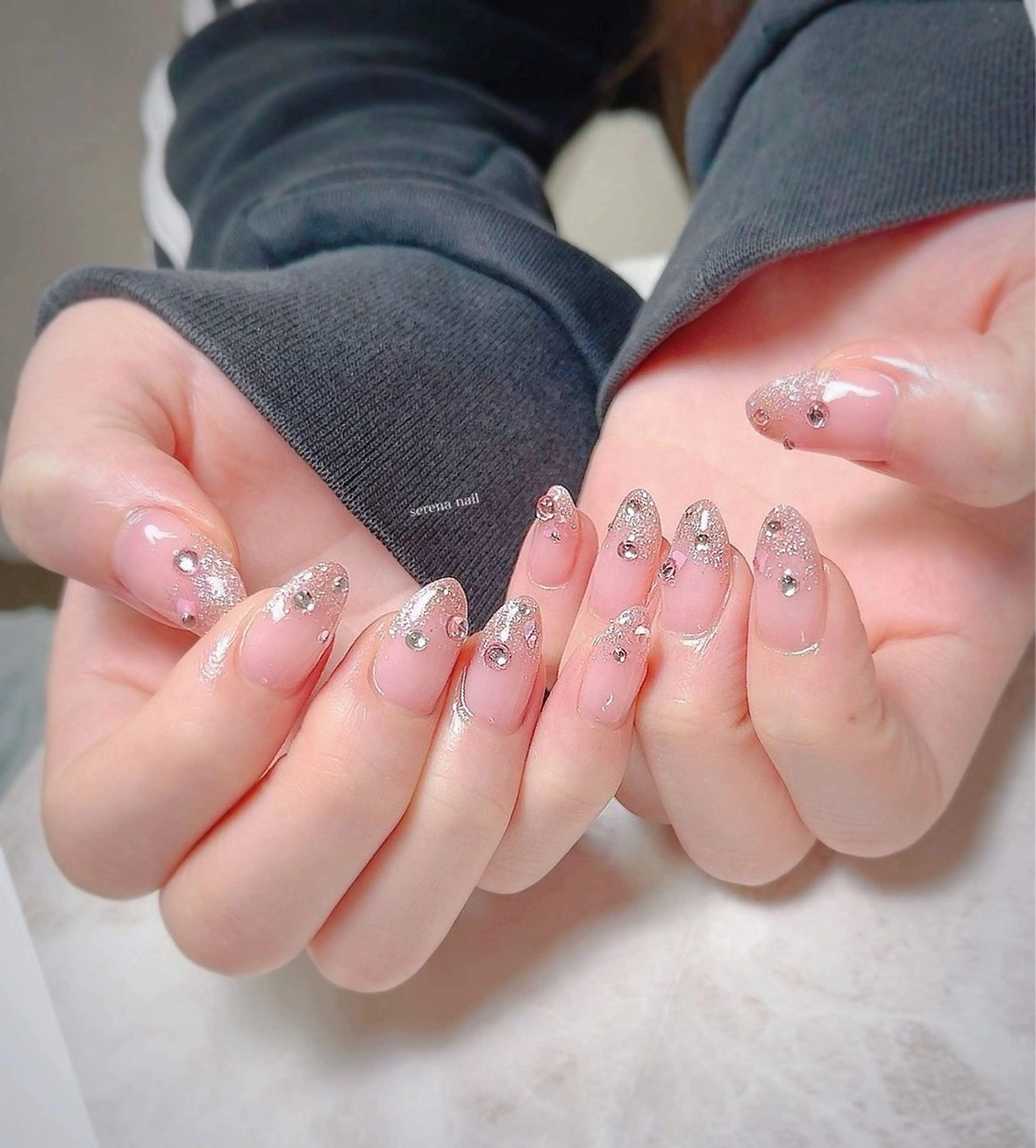 ネイル アートネイル ワンカラーネイル ストーンネイル ハンドネイル serena nailのネイルデザイン