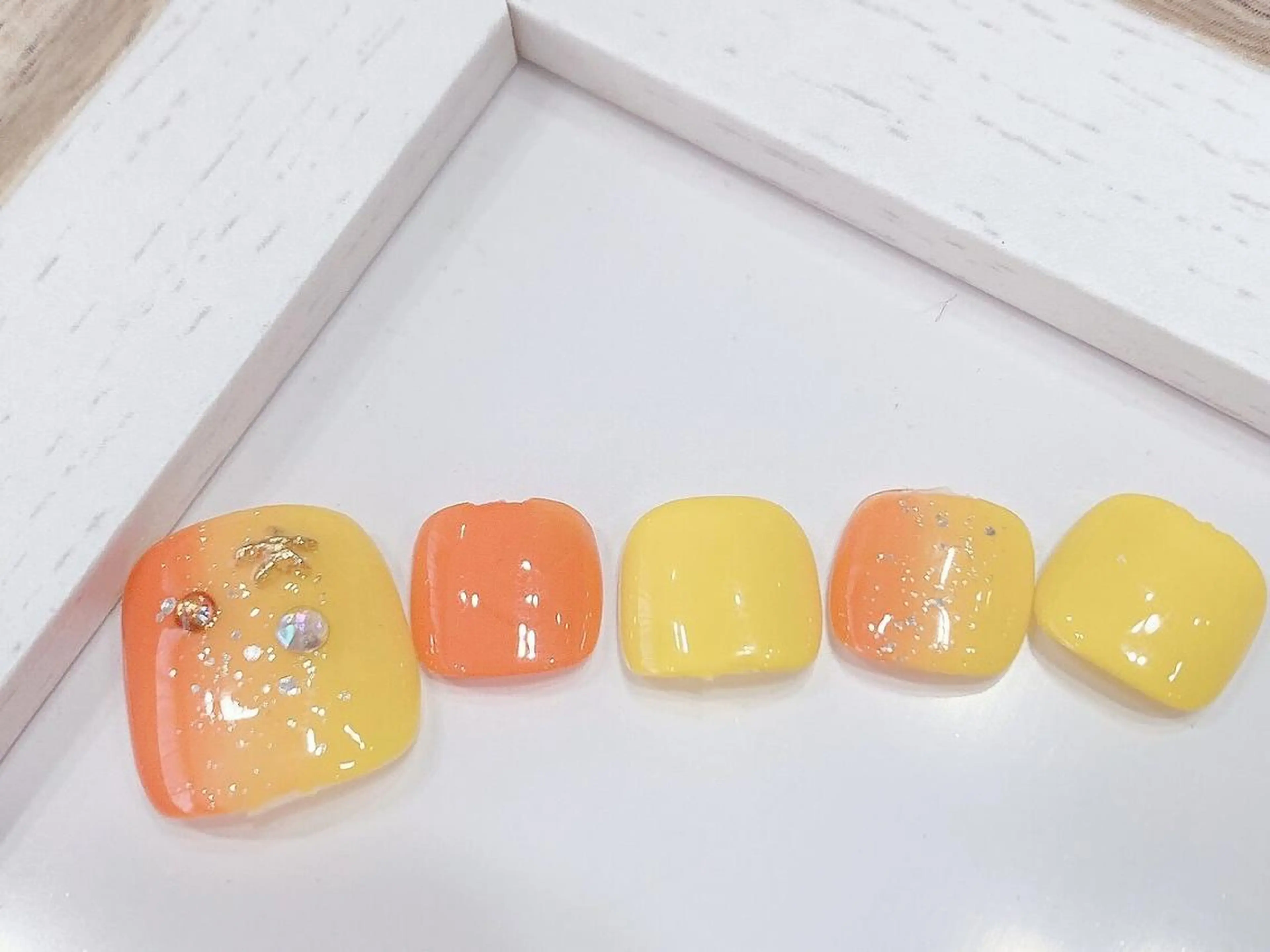 ネイル Elegantトウ ショウレイのネイルデザイン