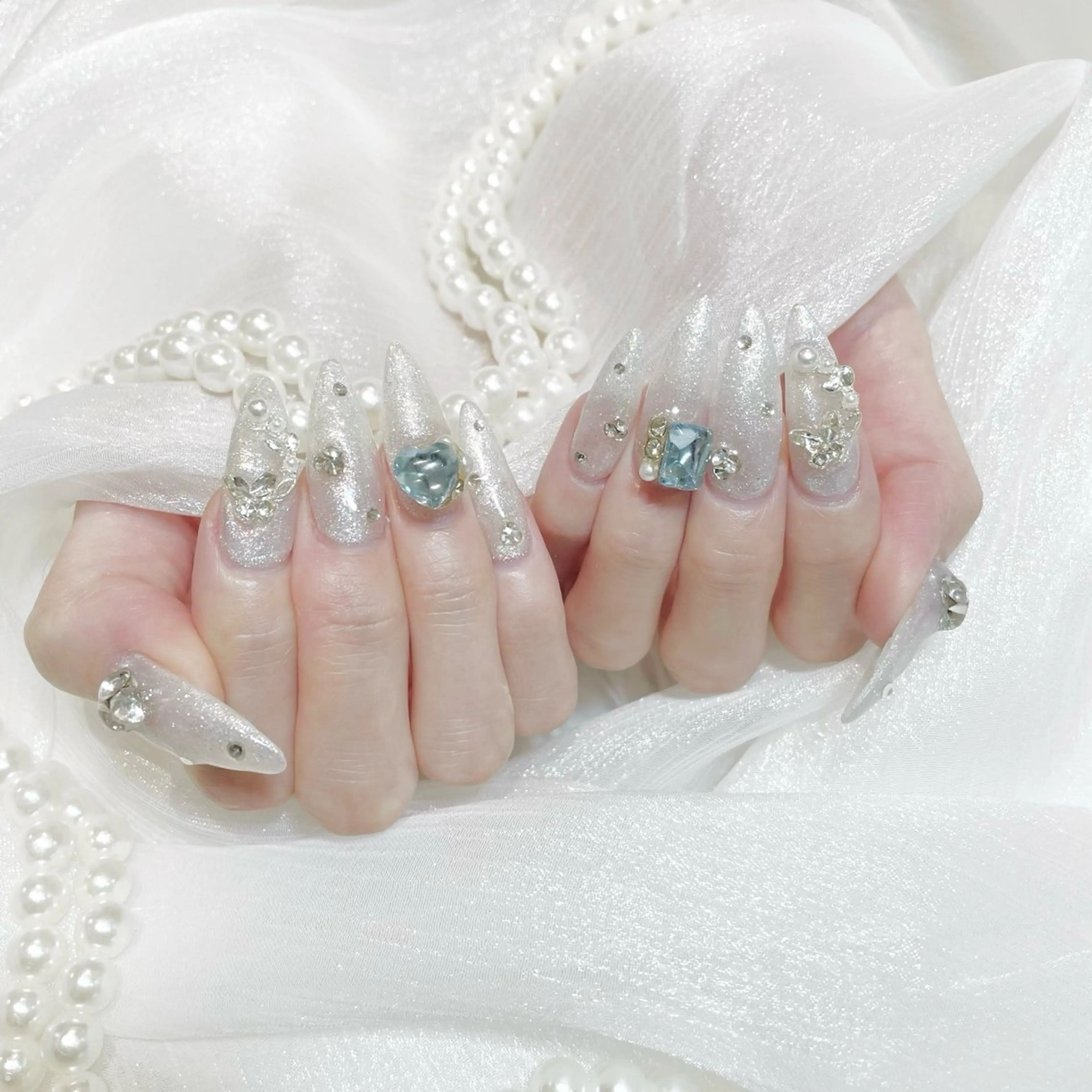 ネイル LUANA nail megumiのネイルデザイン
