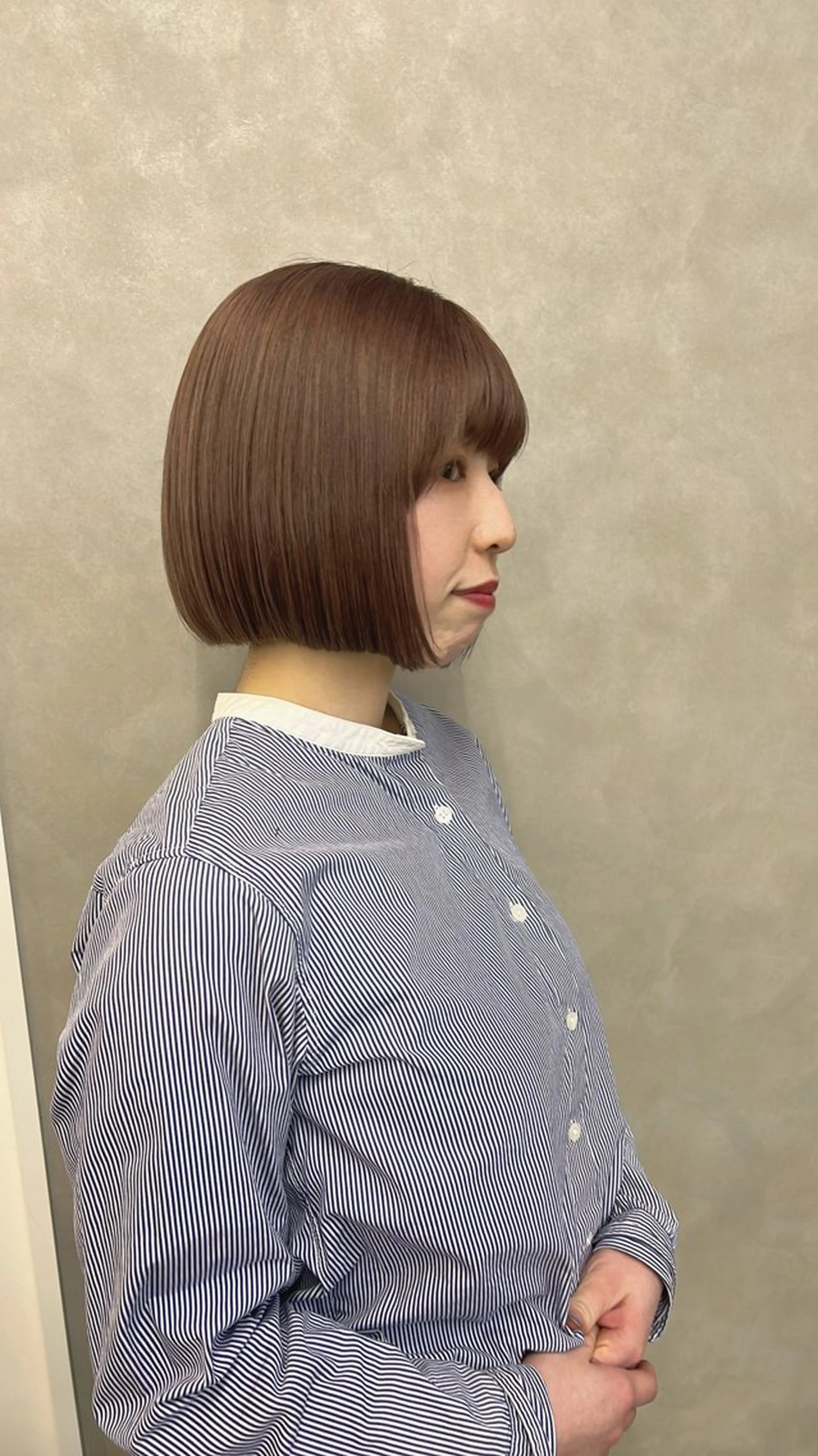 ショート カラー ベージュカラー ピンクカラー ピンクベージュ ボブ カット ヘアカラー Naru┆川西能勢口 ┆髪質改善のヘアスタイル