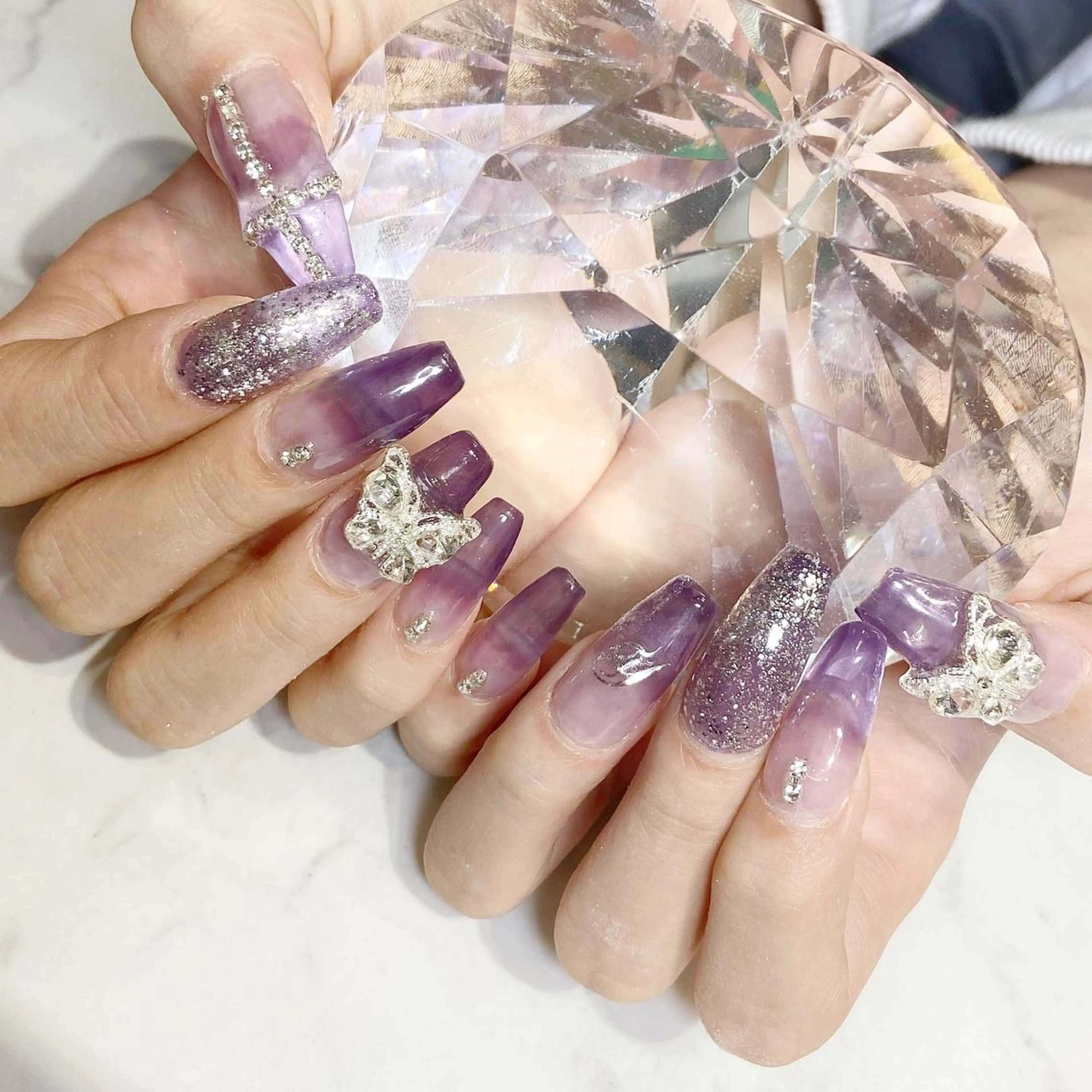 ネイル ハンドネイル YUN 💅のネイルデザイン