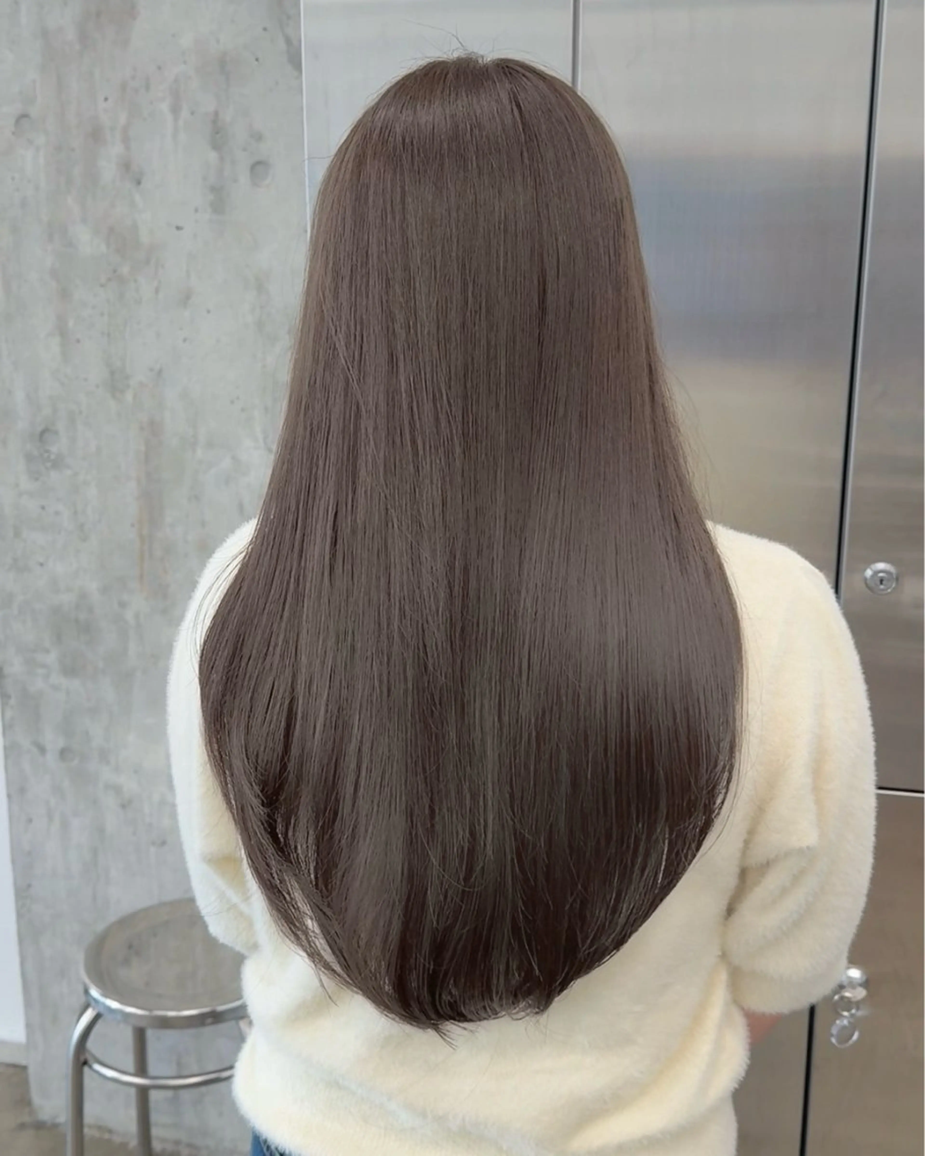 ロング カラー ブリーチ ダブルカラー グレージュ ブリーチなしカラー カット ヘアカラー トリートメント 高橋大樹/グレージュ 透明感/髪質改善のヘアスタイル