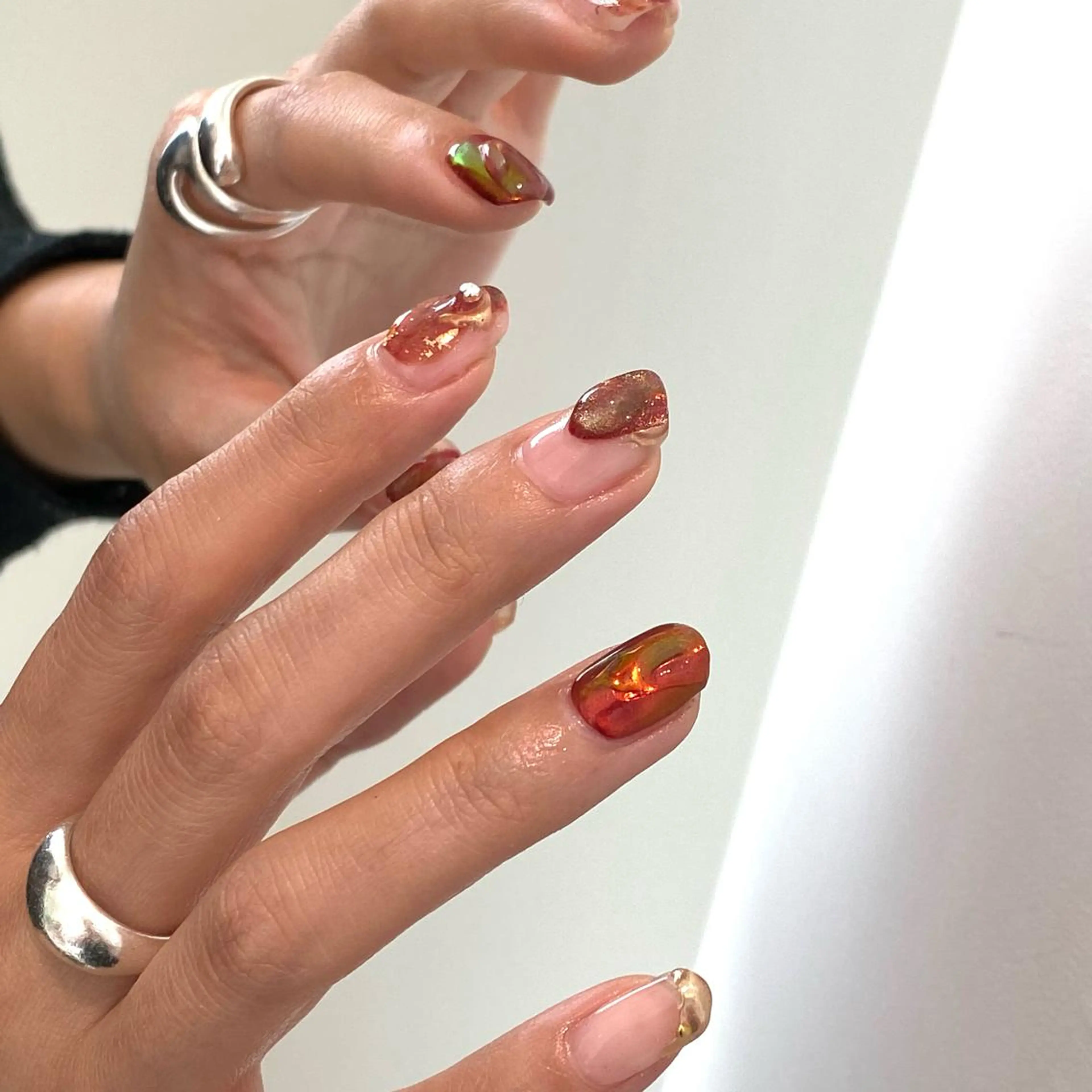 ネイル 卒業式 氷ネイル・うるうるネイル 赤色 nail salon ayanaのネイルデザイン