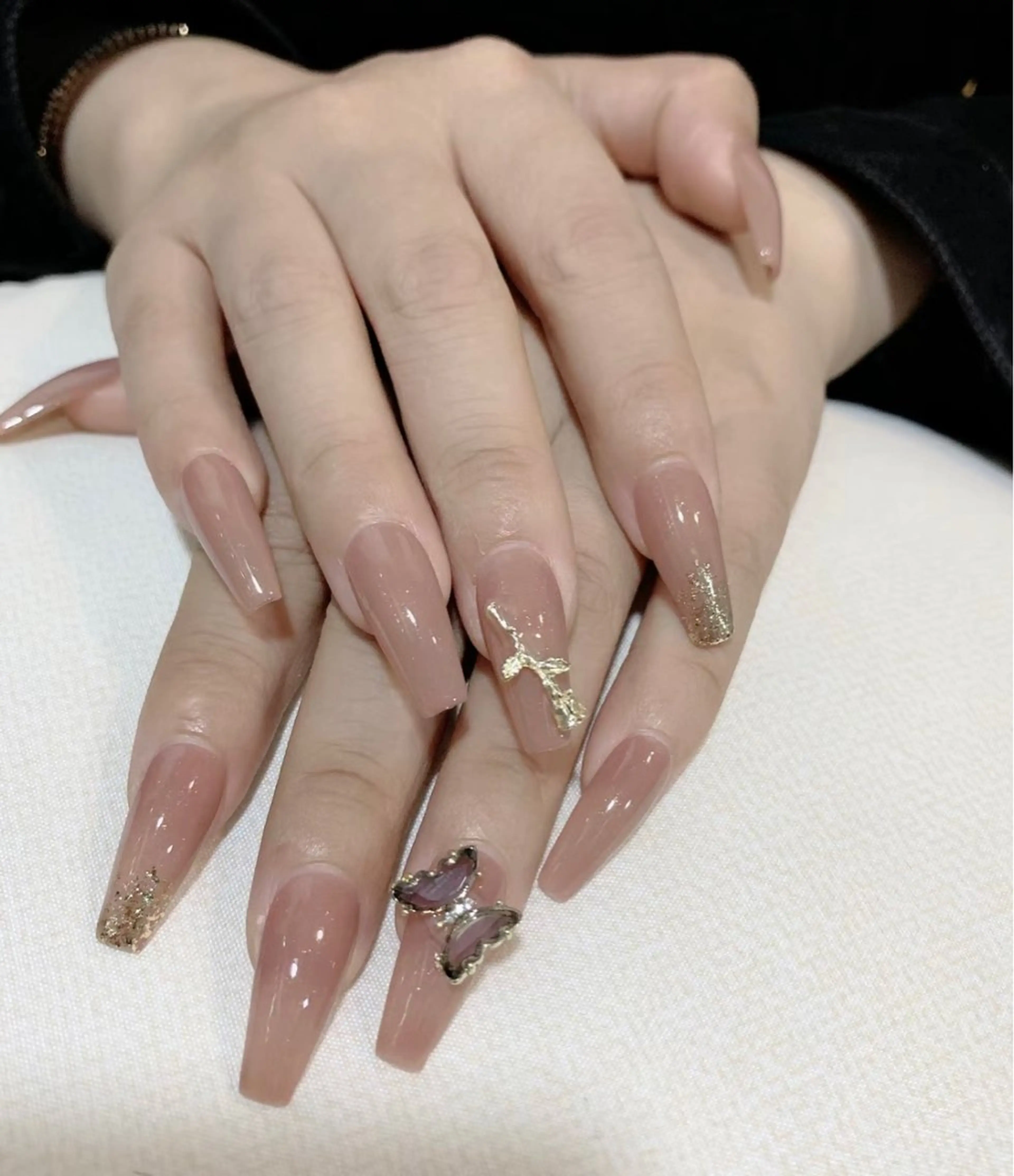 ネイル ハンドネイル ハンドケア 🍑 momo_nailのネイルデザイン