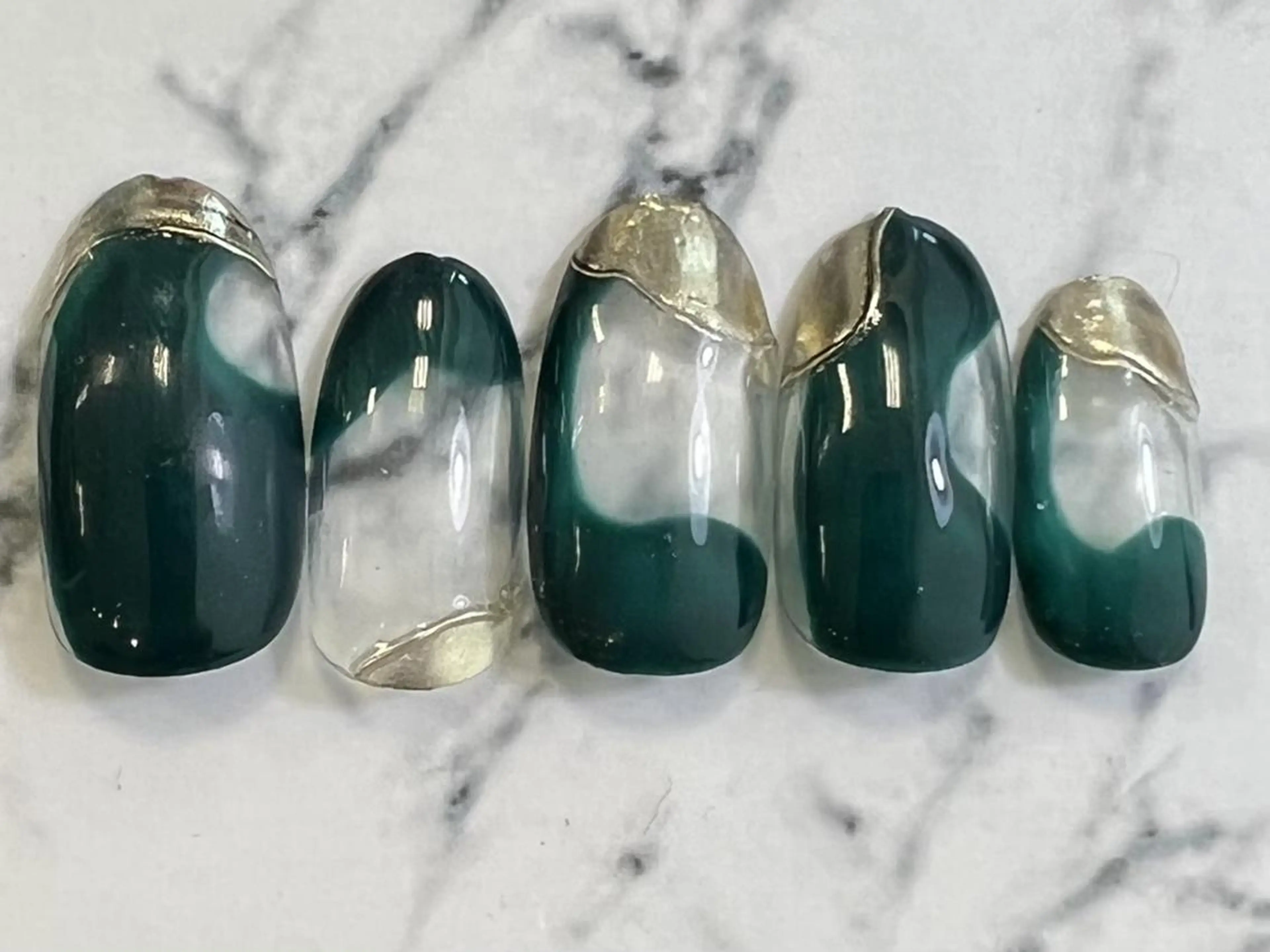 ネイル REBEST京橋 🦋Curumiのネイルデザイン