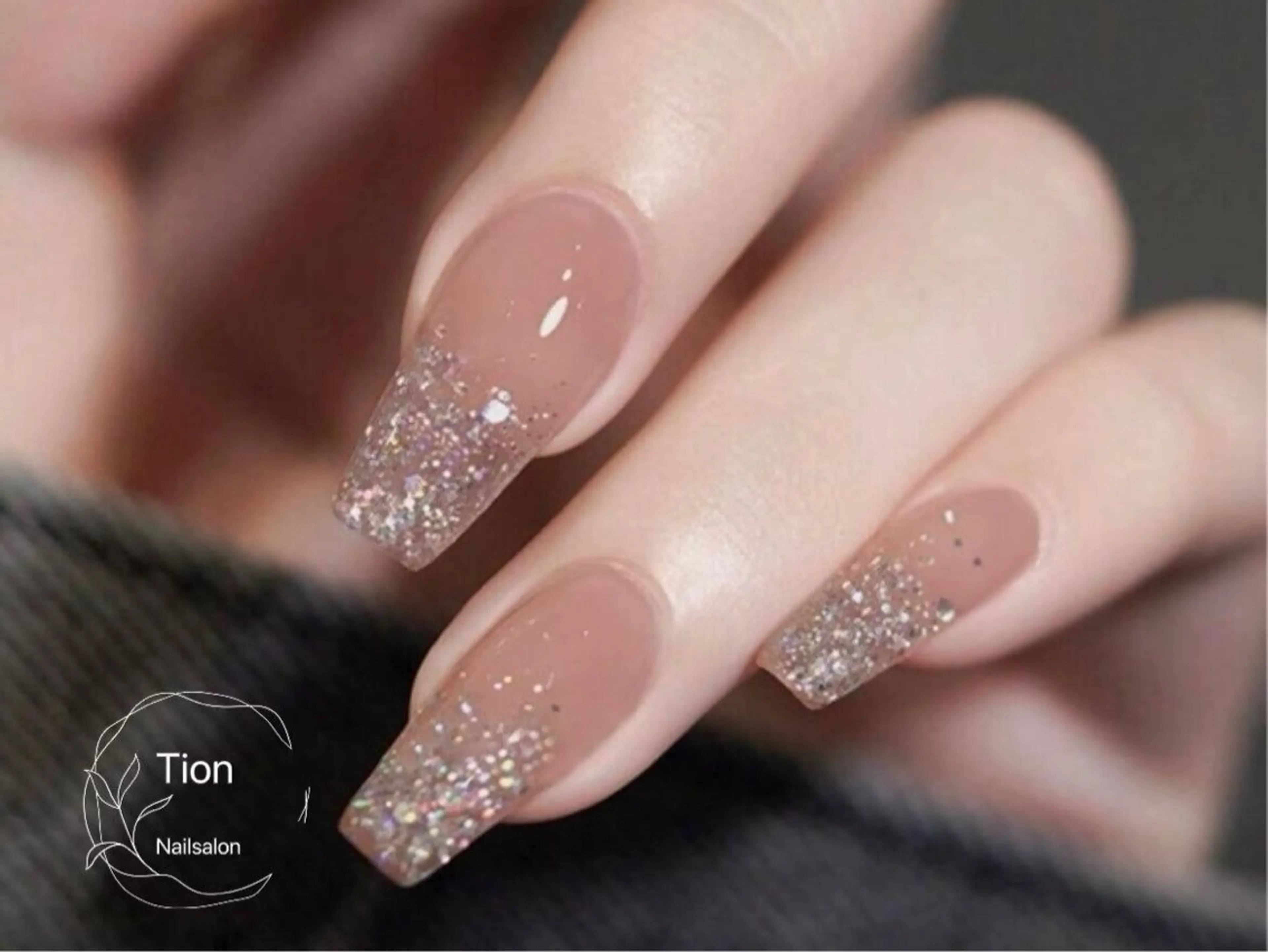 【研修モデル】Hand・ワンカラーorラメグラデーション5500円→1780円の写真