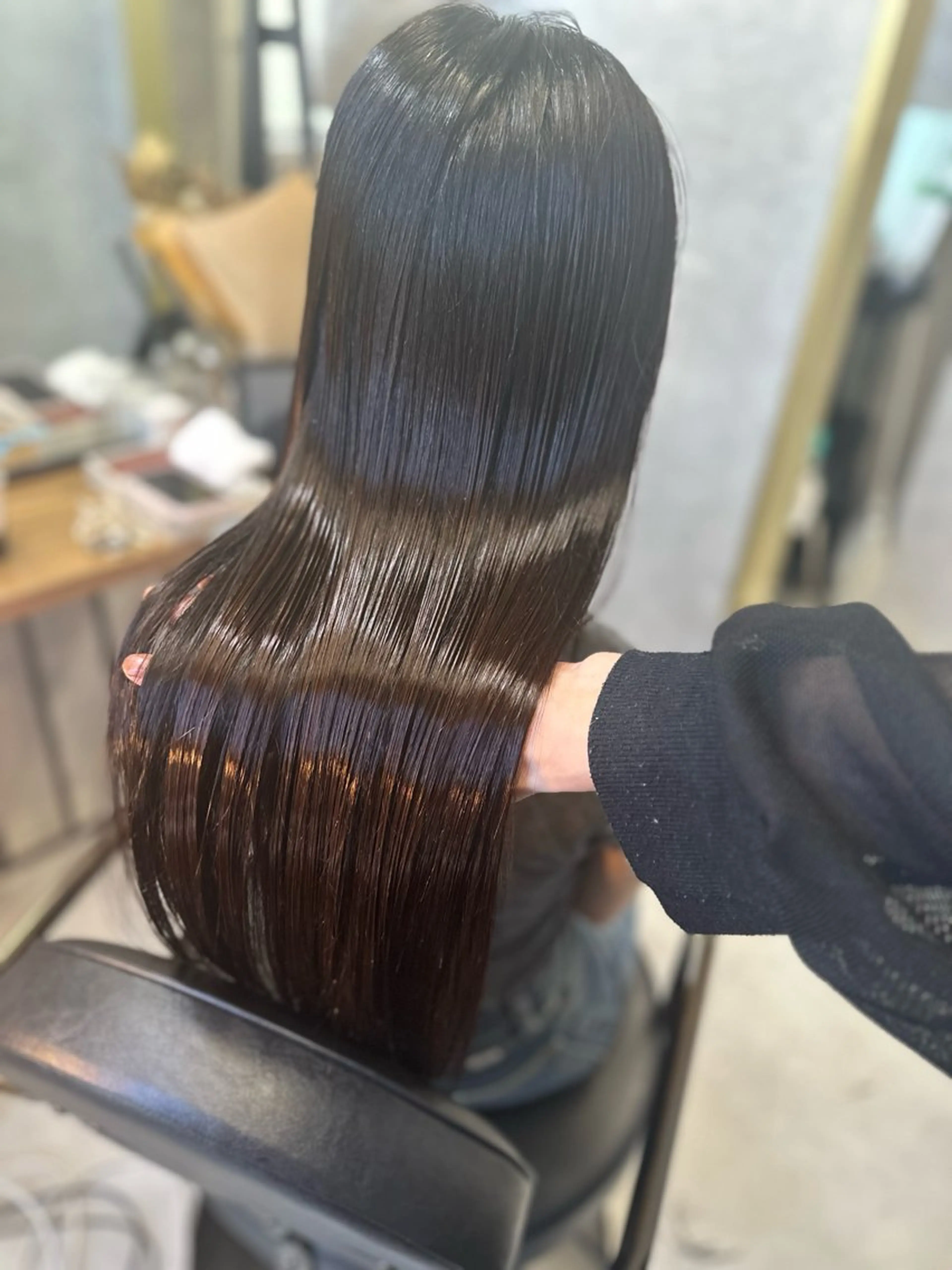 ロング カット 縮毛矯正 トリートメント number天王寺 kyoseiのヘアスタイル