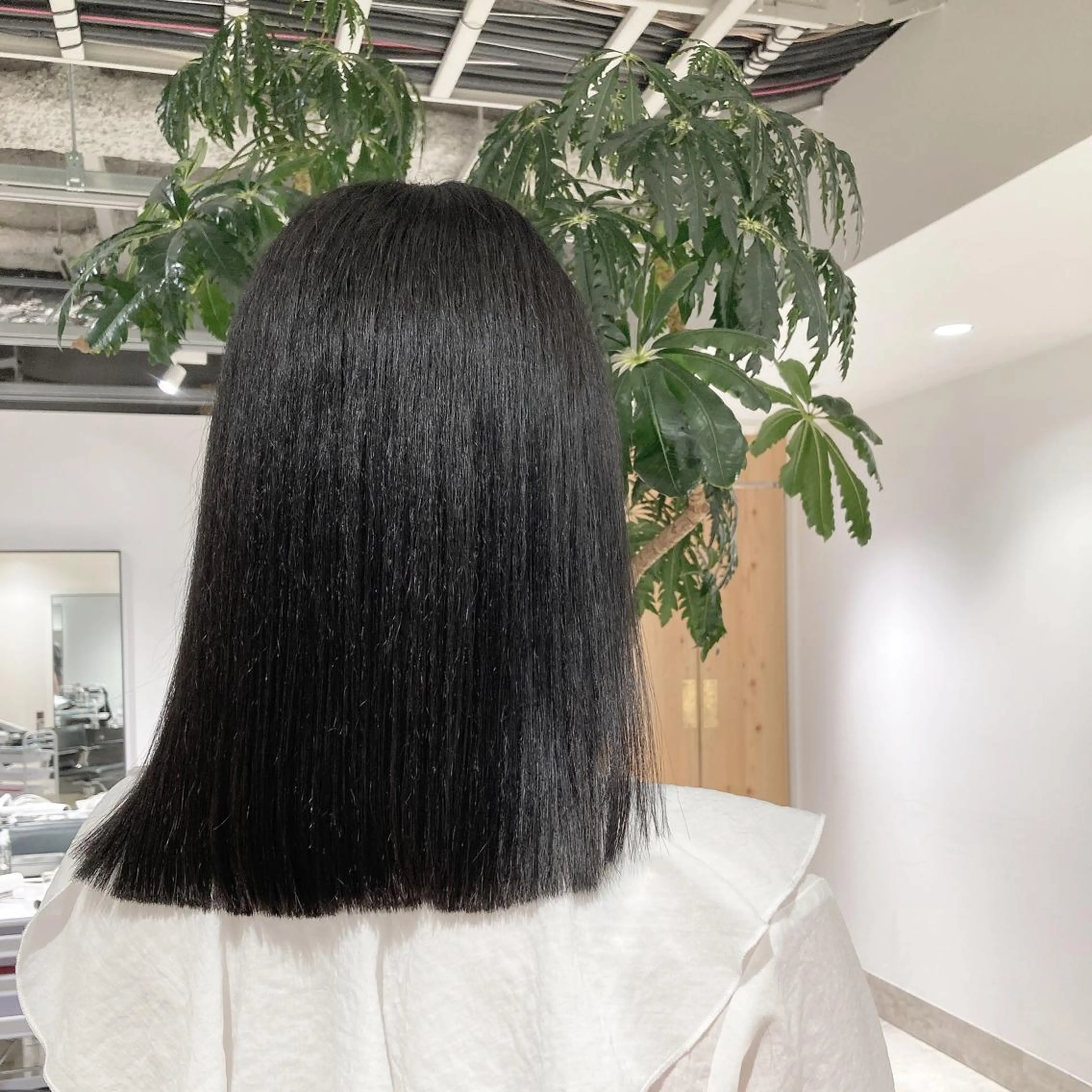 ミディアム カラー グレージュ カット ヘアカラー トリートメント ヘッドスパ スキバサミを使わない カット🌼唯🌼のヘアスタイル