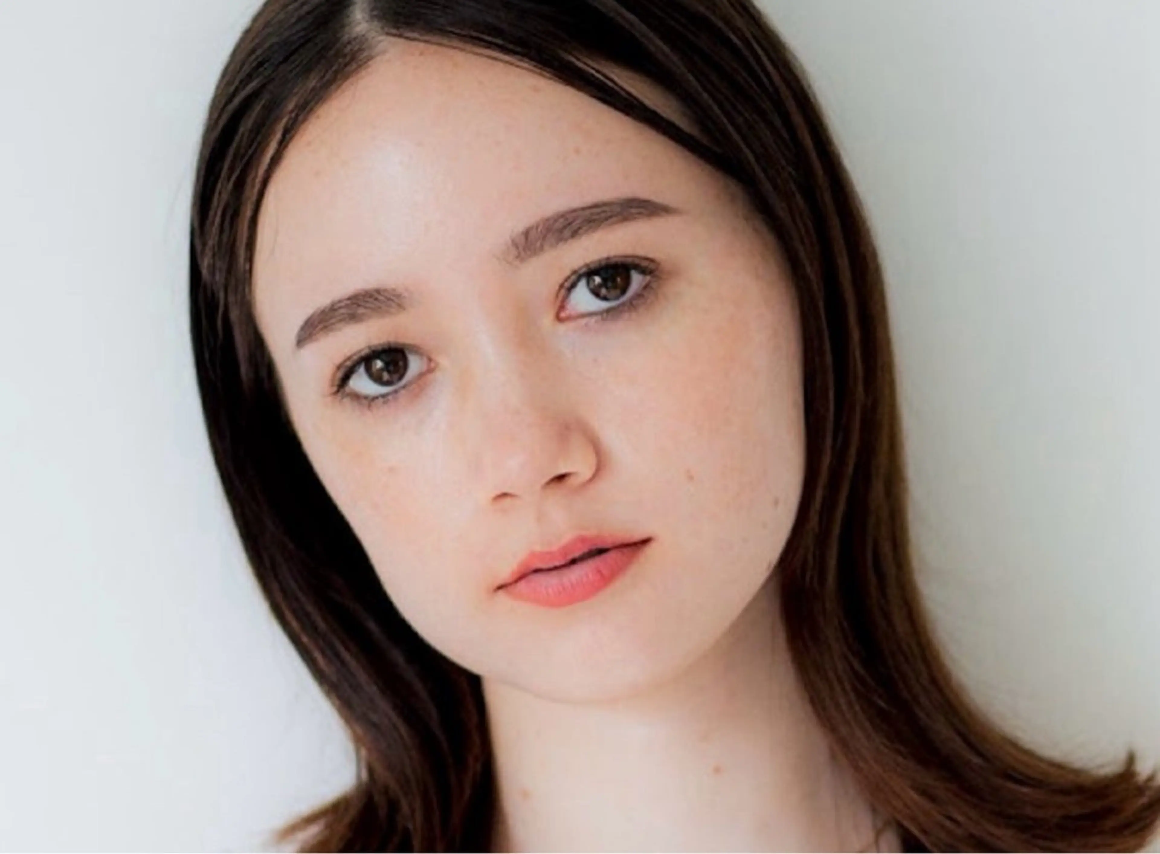 《ツルツル美顔💆🏻✨️》美眉アイブロウWAX+フルフェイス(メイク込)の写真