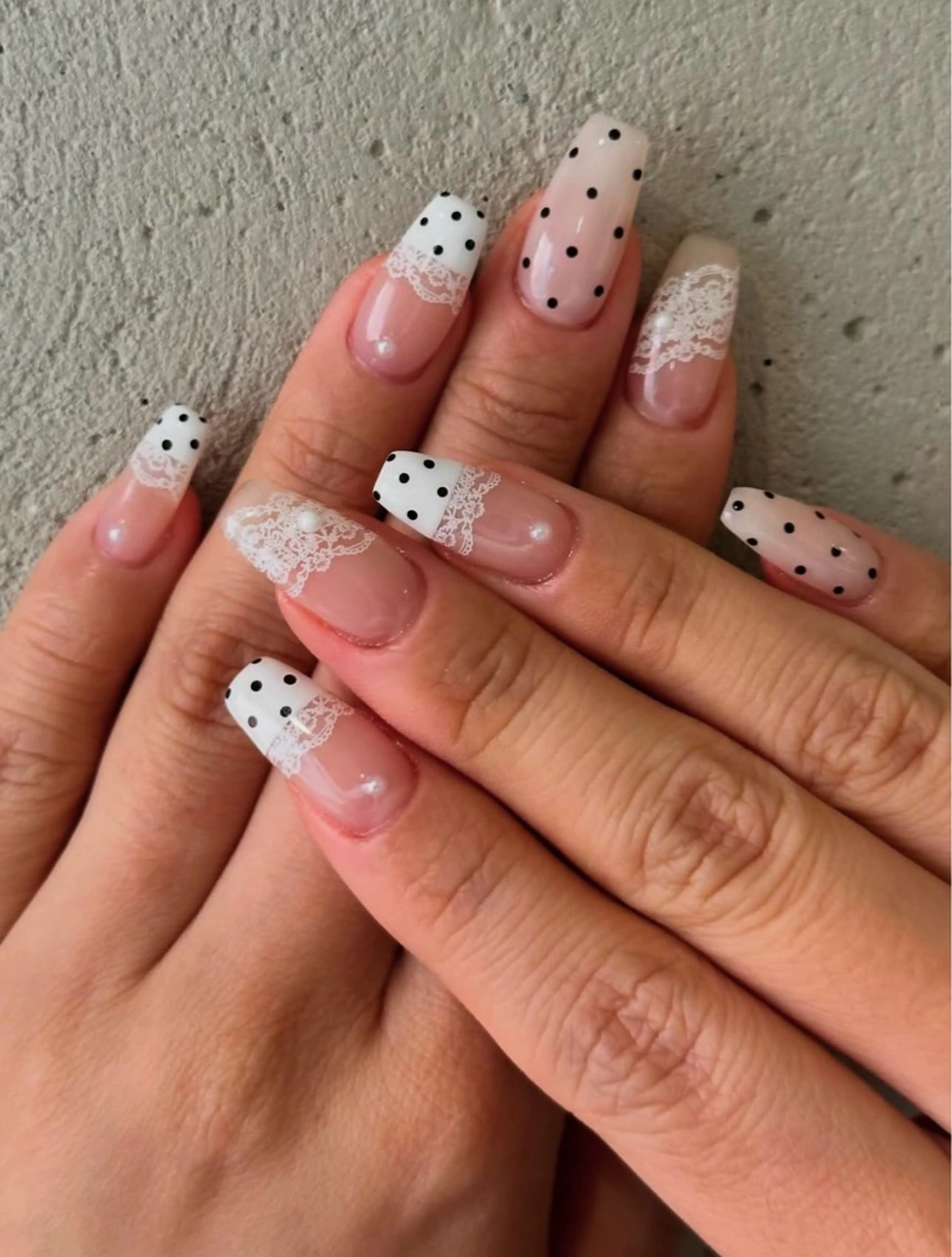 ネイル フレンチネイル ジェルネイル マグネットネイル 持ち込み ニュアンスネイル ハンドネイル Na minのネイルデザイン