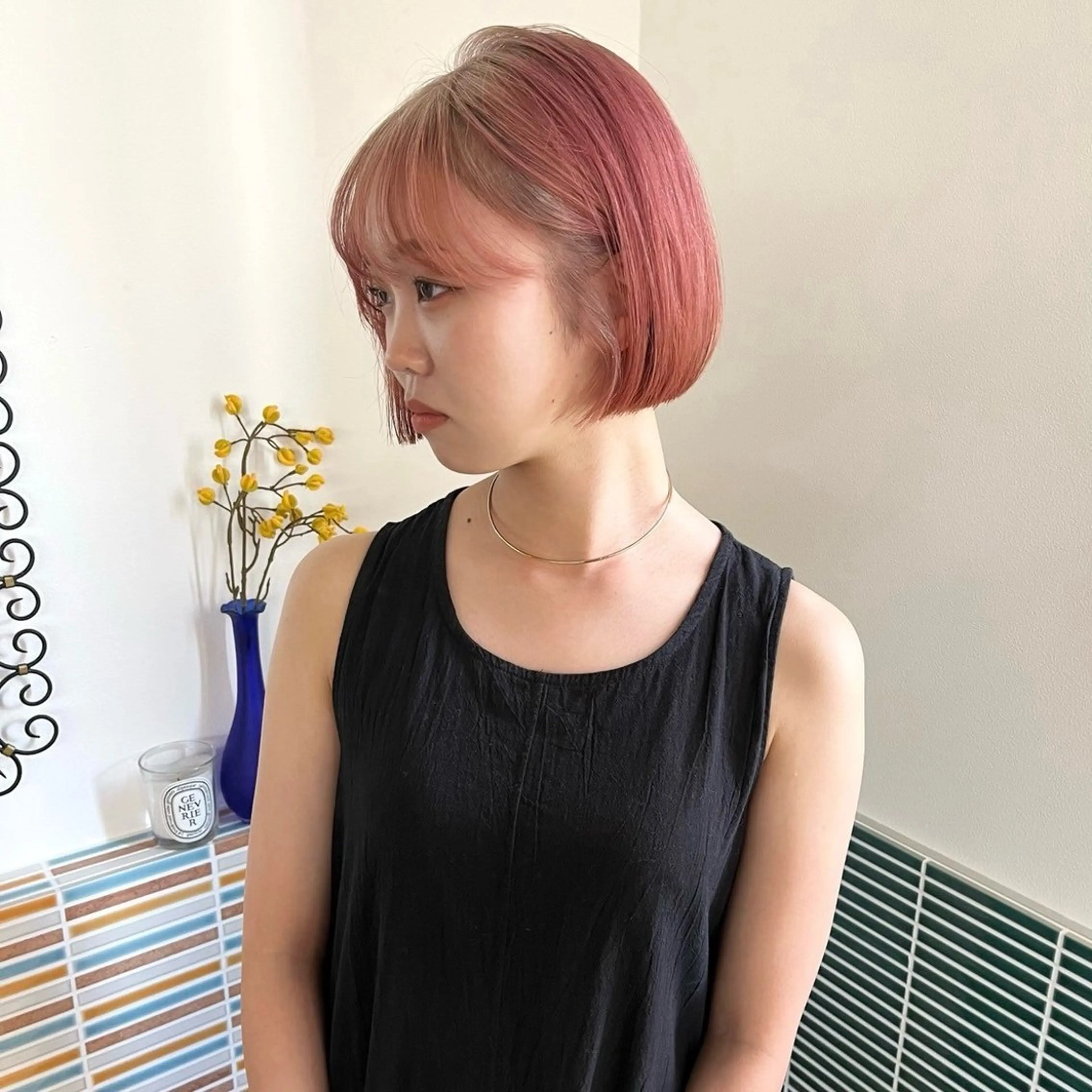 ショート カラー ヘアアレンジ 縮毛矯正履歴からの ブリーチ /mamiのヘアスタイル