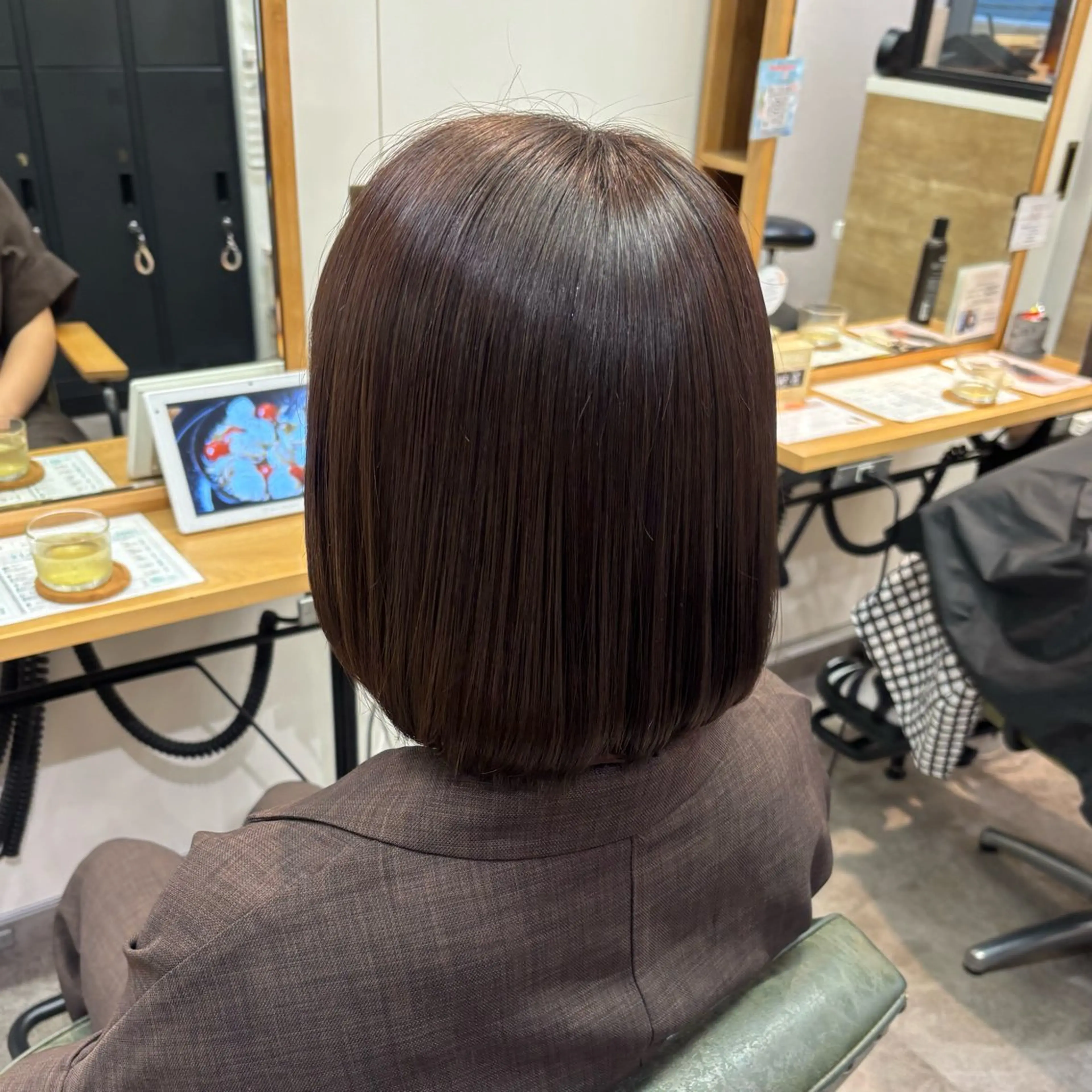カラー ブラウンカラー ナチュラルブラウン 艶カラー🪡髪質改善 アレンジ🎀airiのヘアスタイル