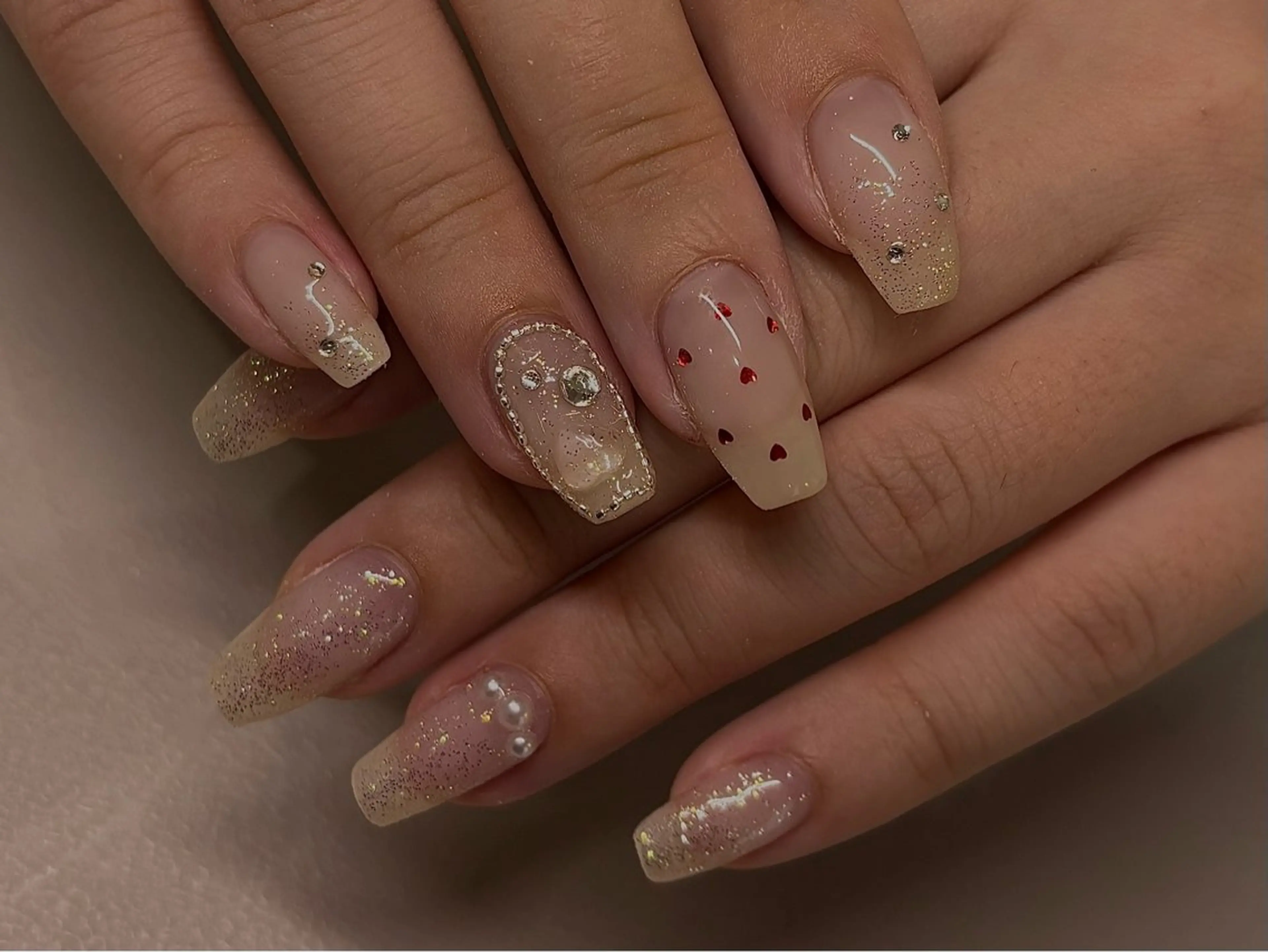 ネイル 🫧ユキ🫧 持込OK/平日夜&土のネイルデザイン