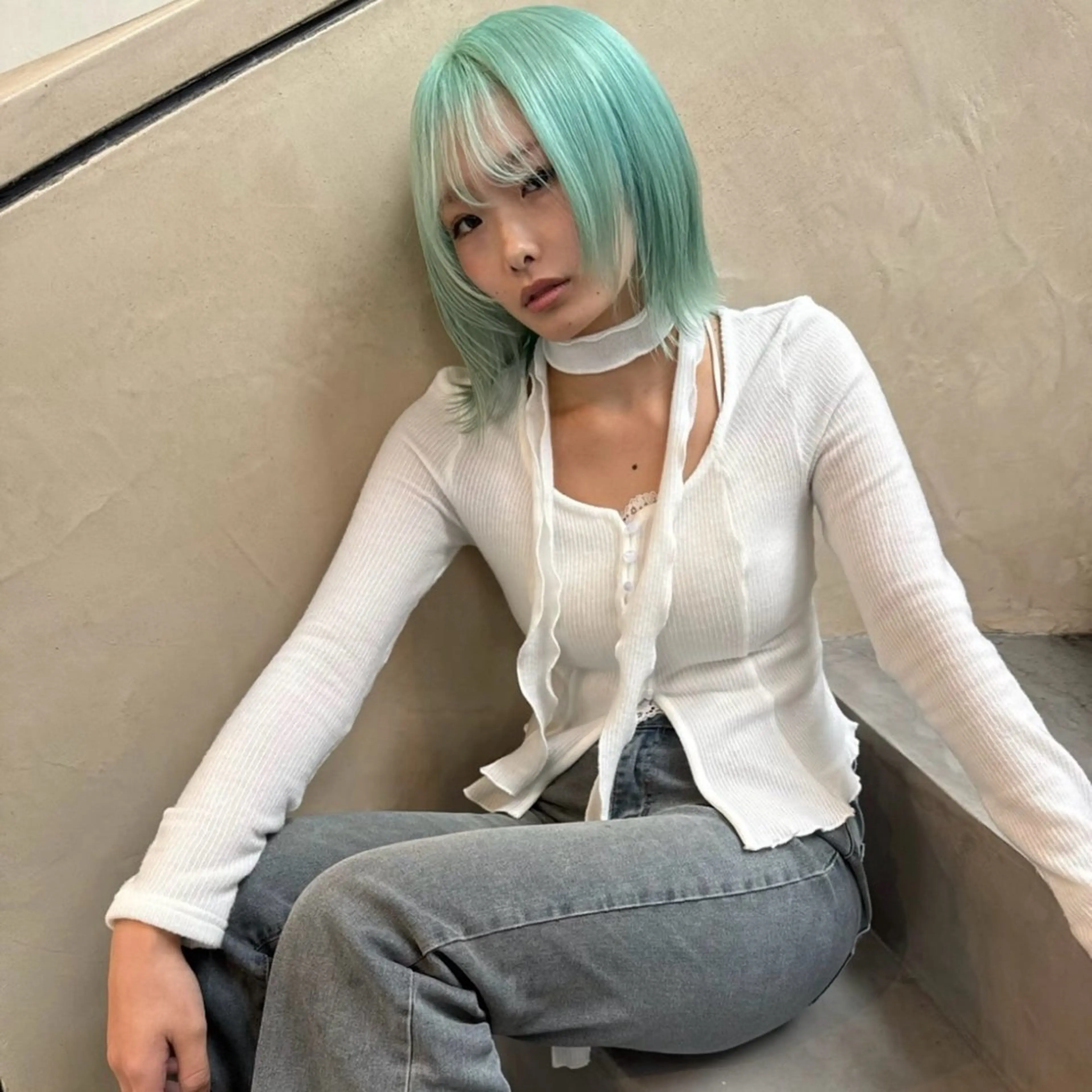 【黒染め履歴から明るくしたい方】Wブリーチ+オンカラー+トリートメントorケアブリーチの写真