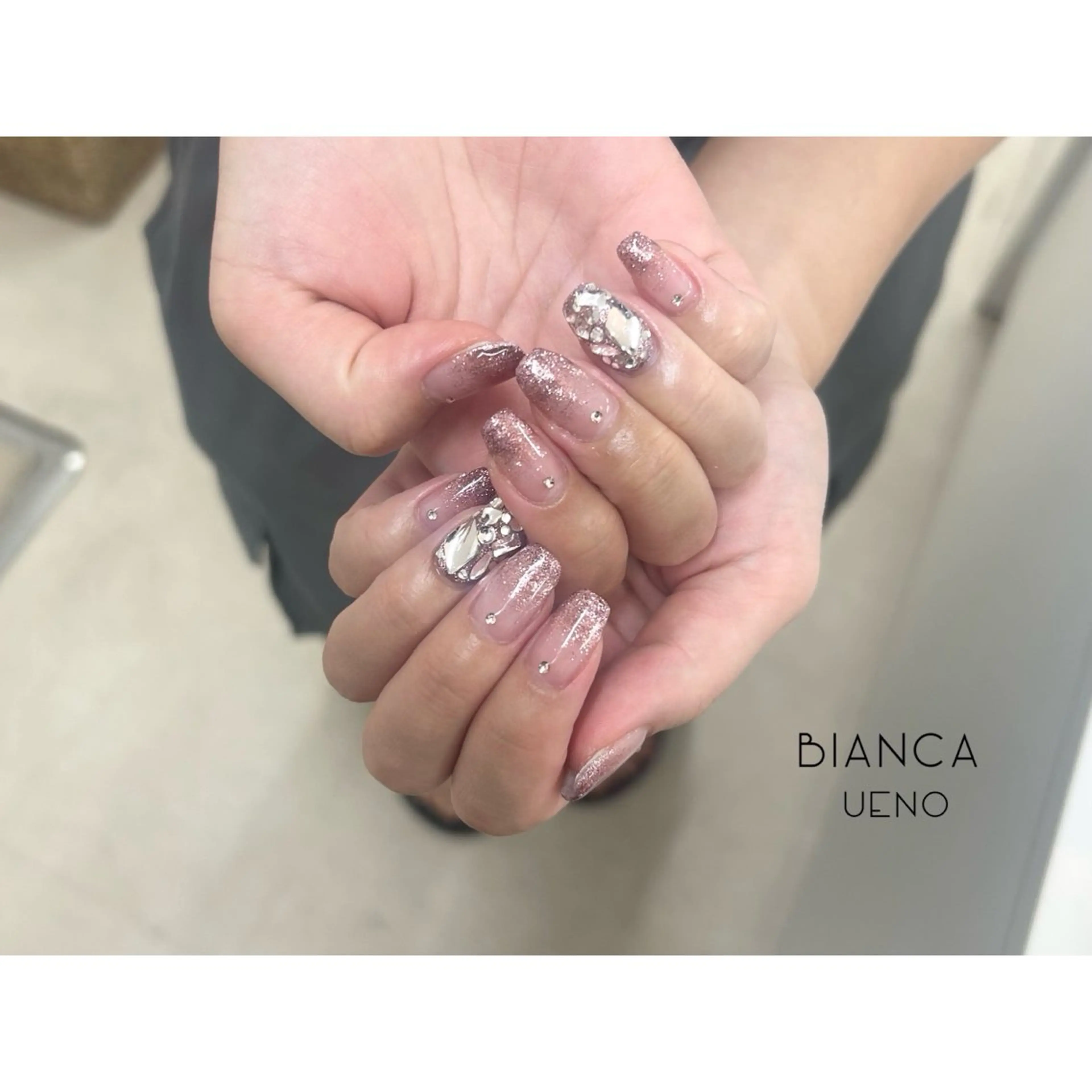 ネイル ハンドネイル Bianca KAGARAのネイルデザイン