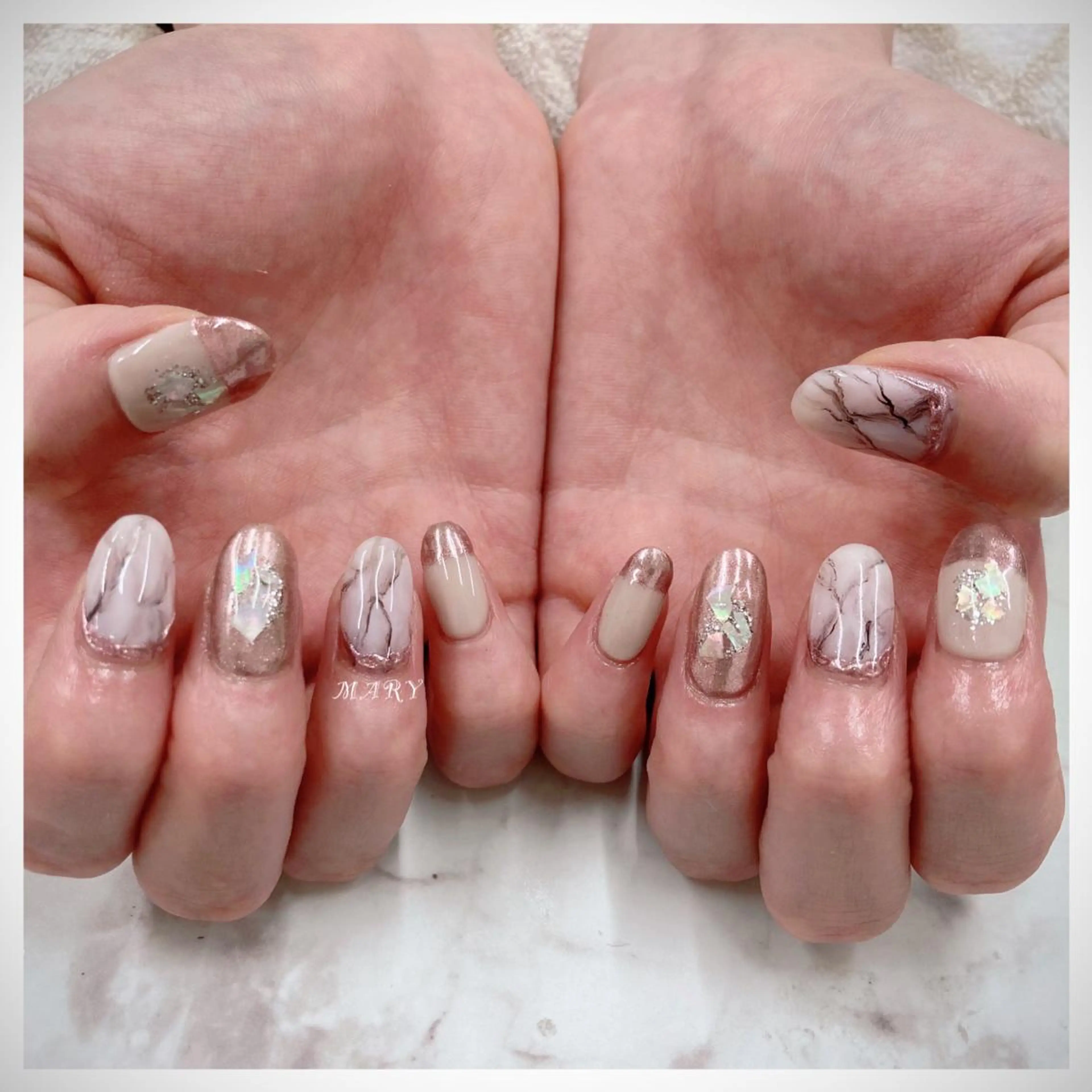 ネイル アートネイル 大理石ネイル(マーブル) ミラーネイル ニュアンスネイル ワンカラーネイル ハンドネイル Mary nail .narumiのネイルデザイン