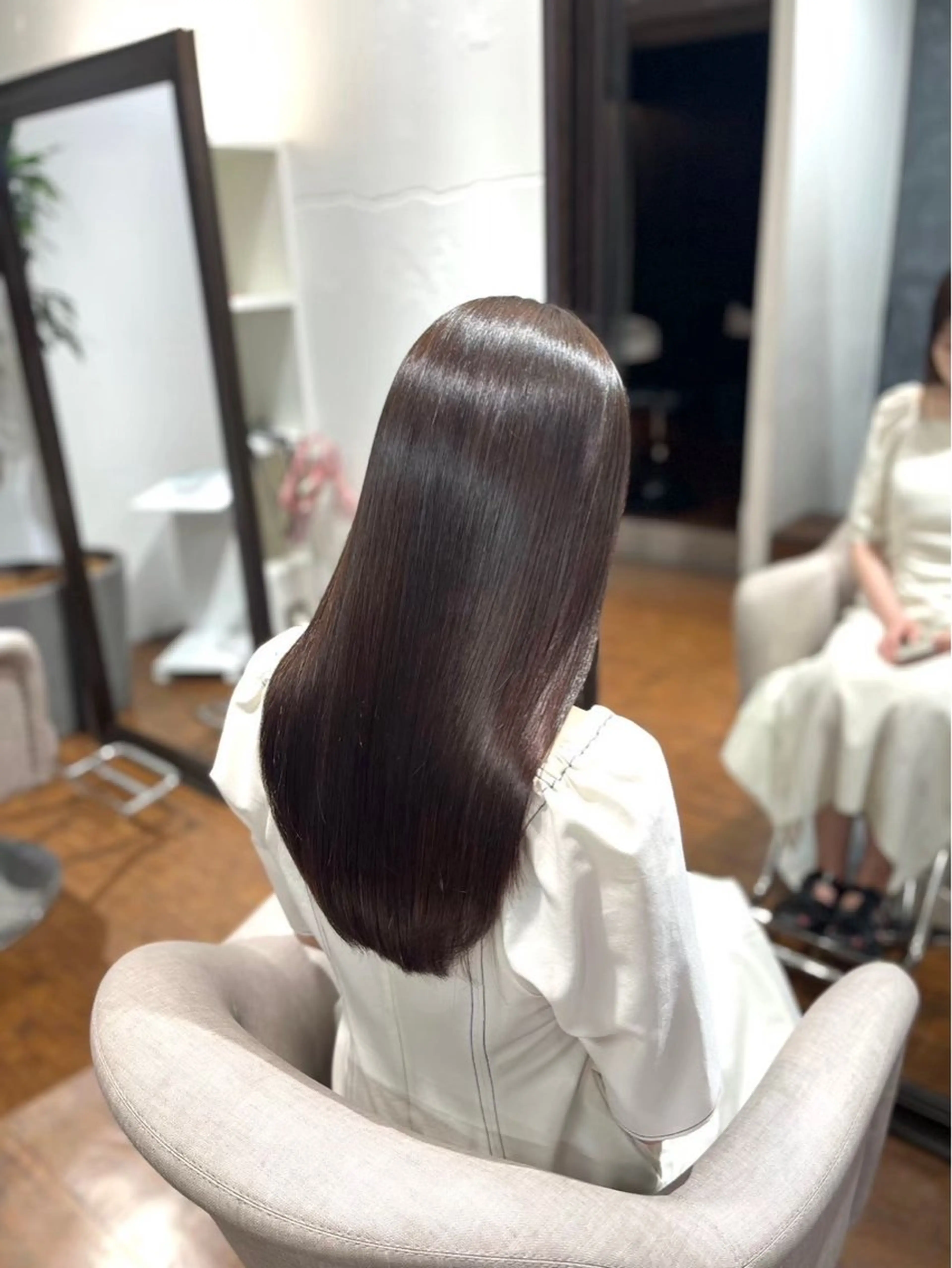 ロング 縮毛矯正 ［Elsa元町］ 城内譲のヘアスタイル