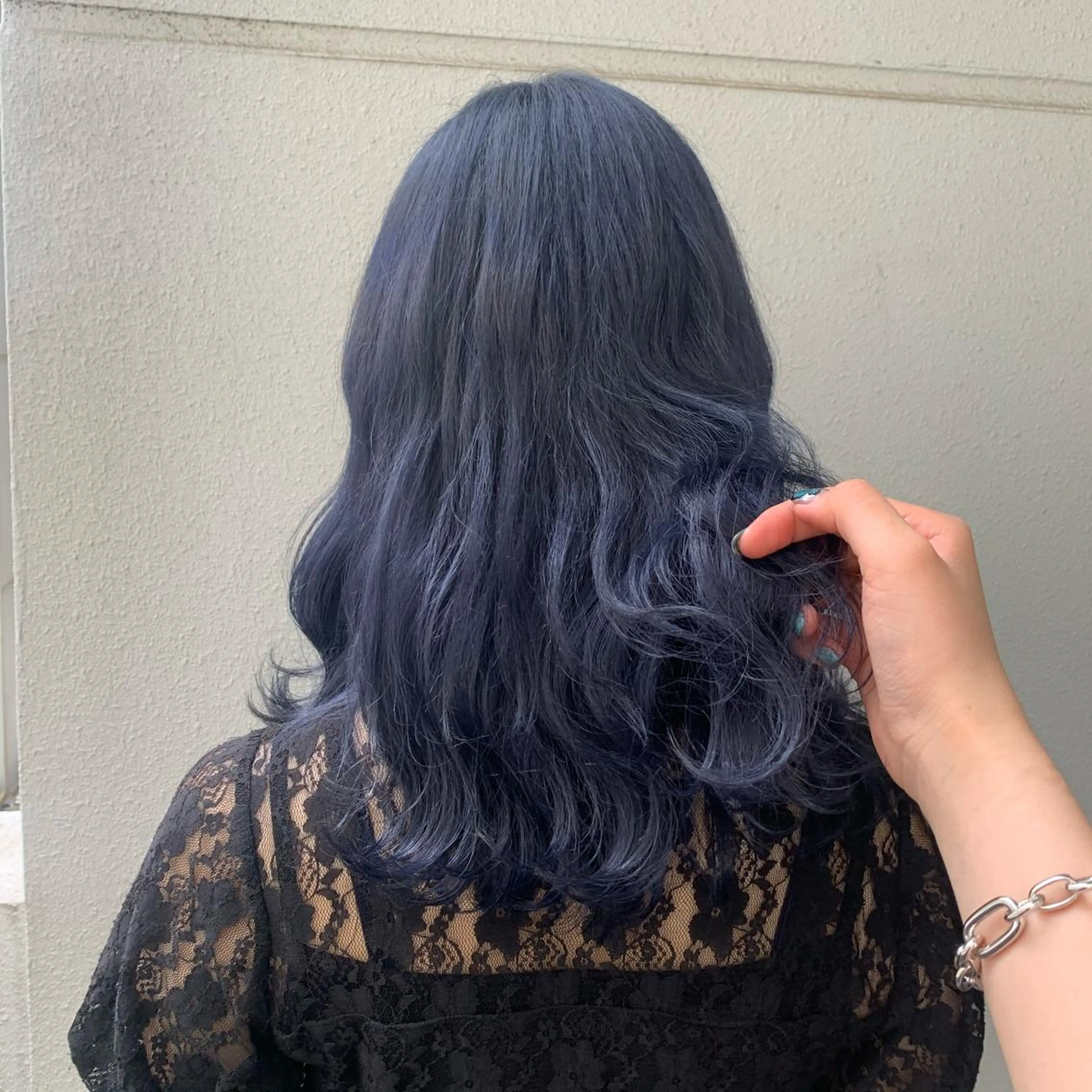 セミロング カラー Kazusa/川越/ エクステ/ハイトーンのヘアスタイル