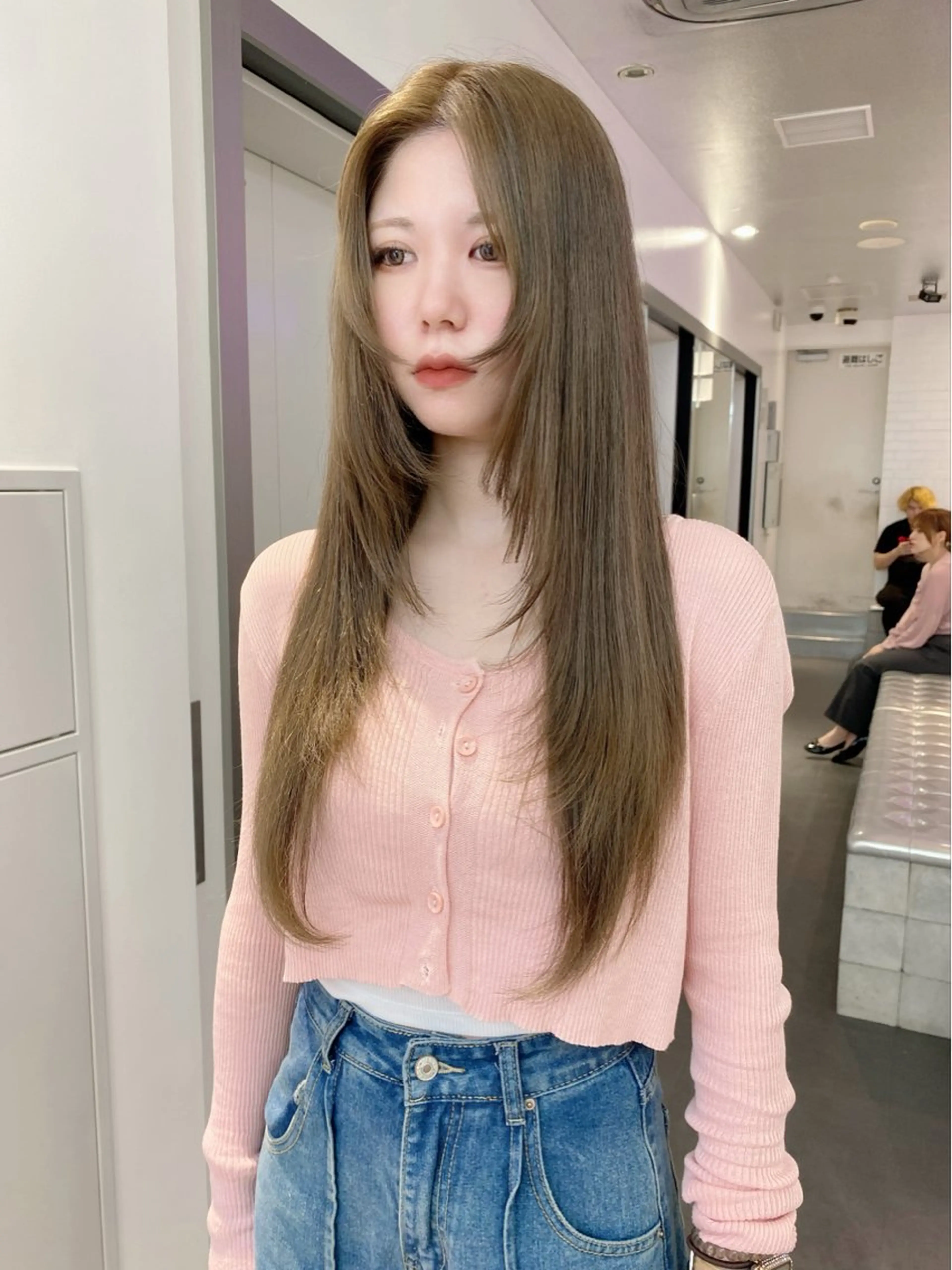 🩶韓国系🩶レイヤーカット➕ワンカラー➕選べるトリートメントの写真